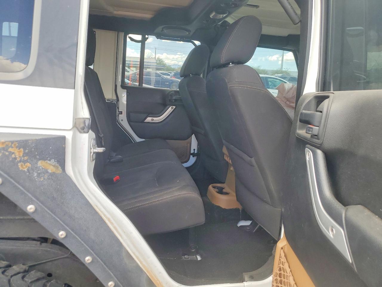 2014 Jeep Wrangler White vin: 1C4BJWEG1EL203323