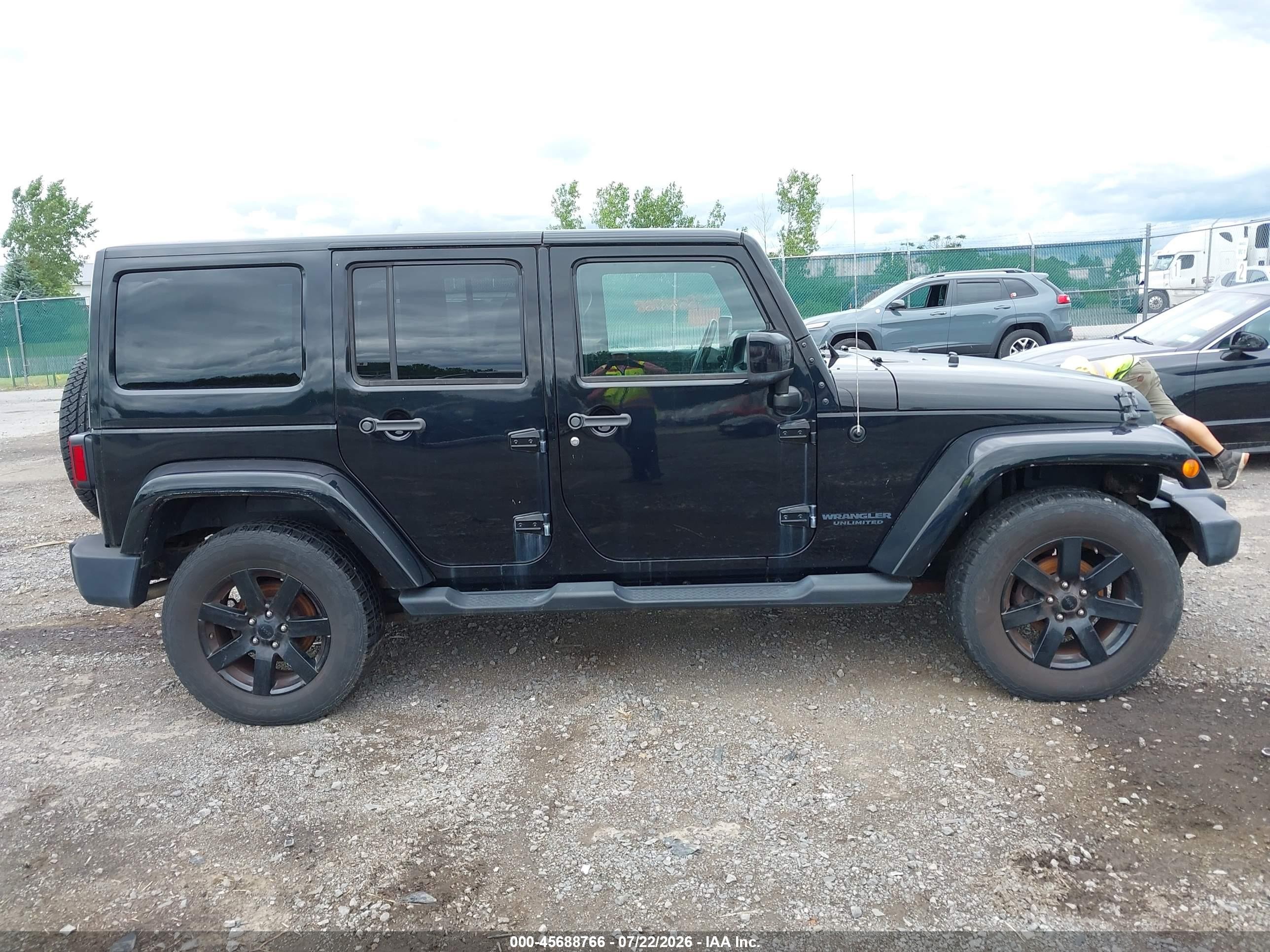 2014 Jeep Wrangler Unlimited Sahara Black vin: 1C4BJWEG1EL263277