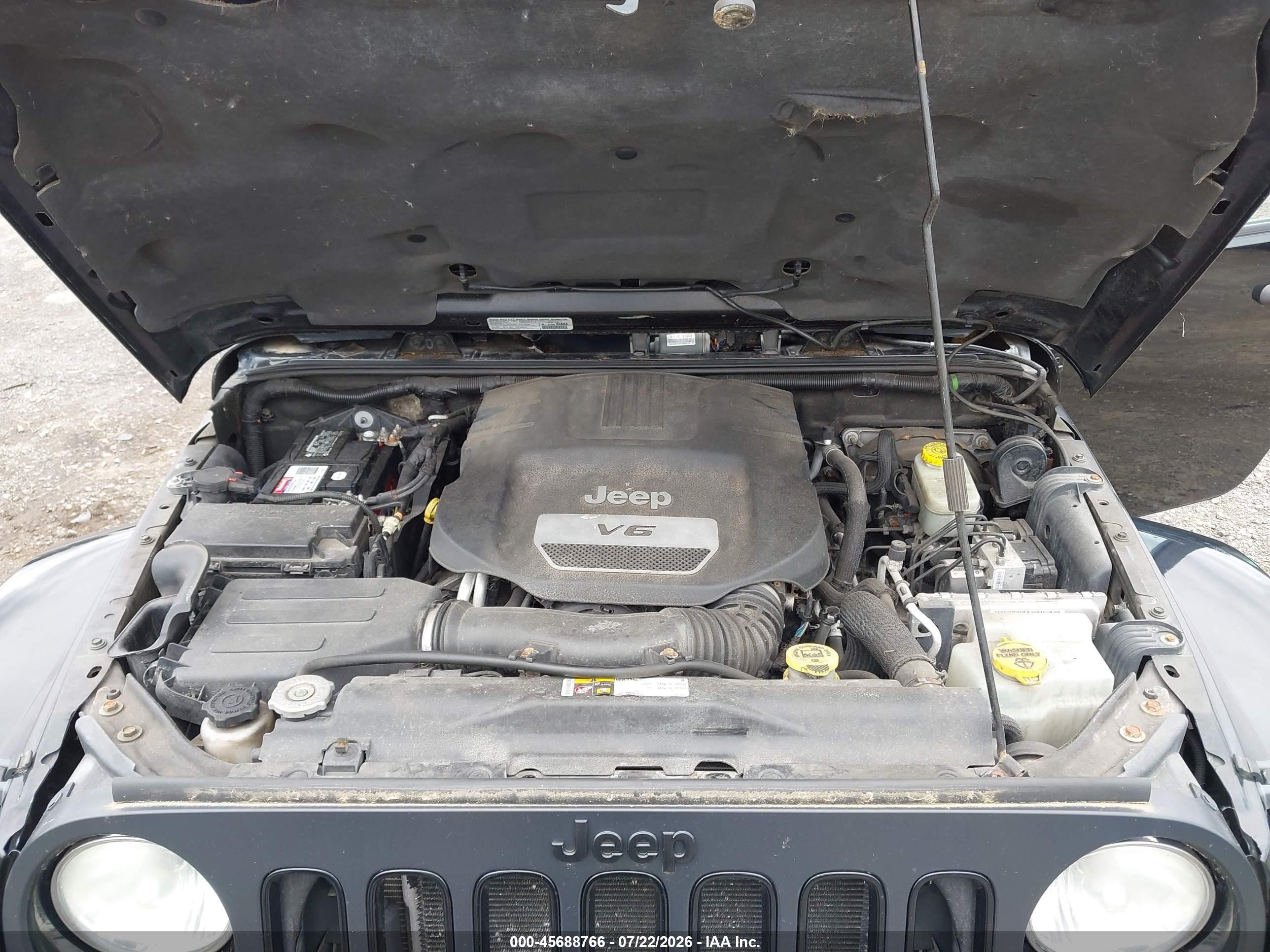 2014 Jeep Wrangler Unlimited Sahara Black vin: 1C4BJWEG1EL263277