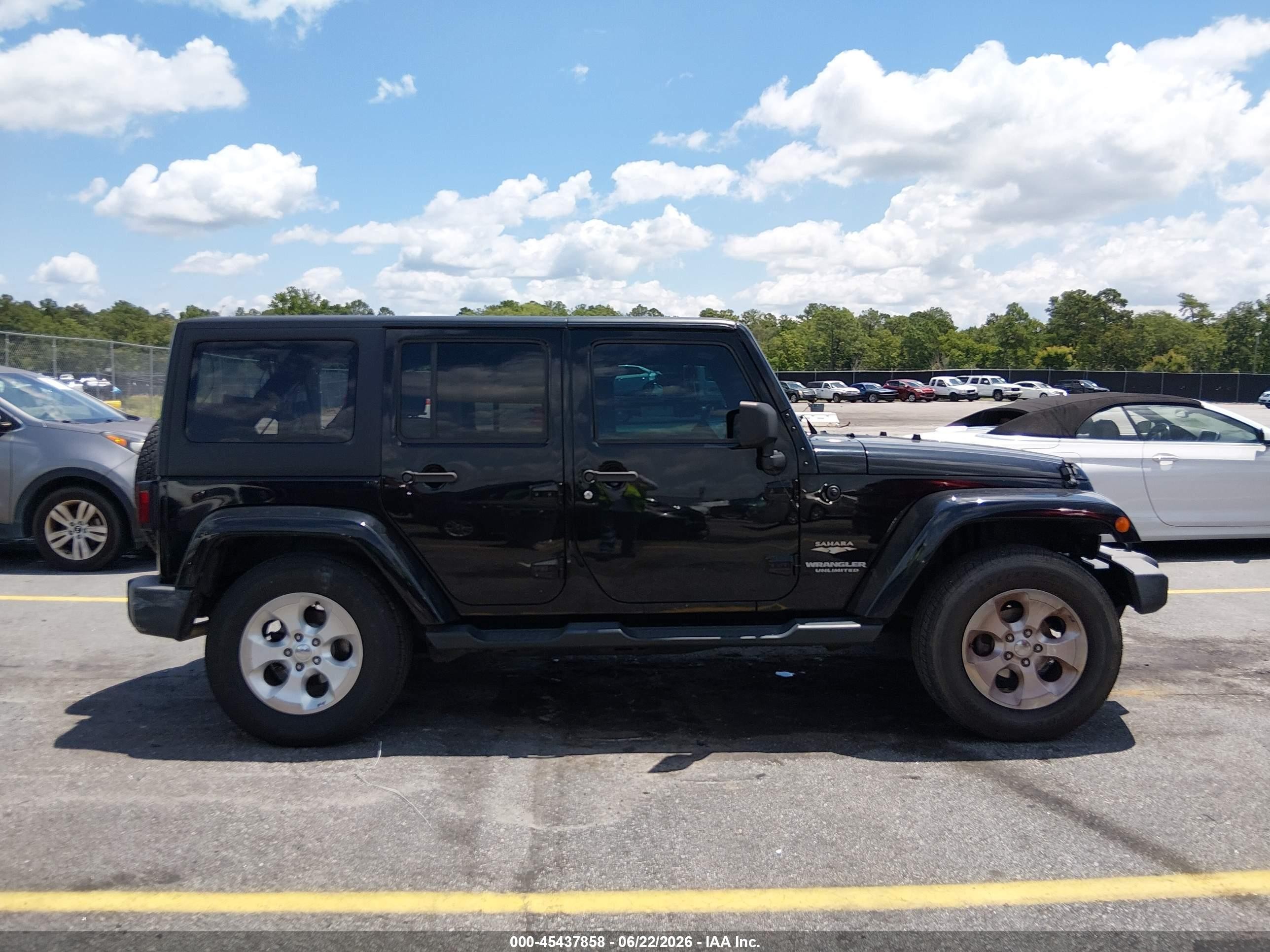 2015 Jeep Wrangler Unlimited Sahara Черный vin: 1C4BJWEG1FL559157