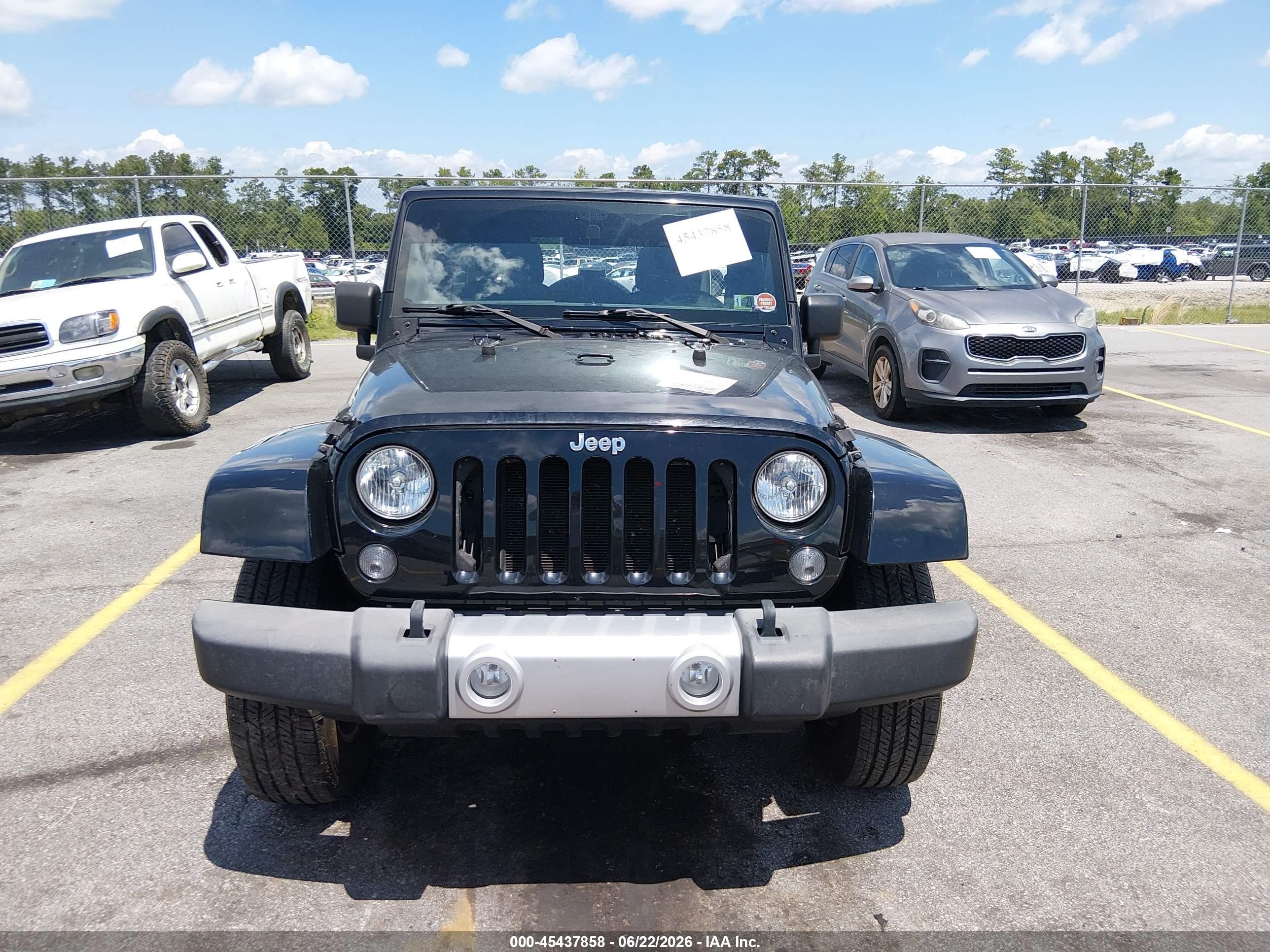2015 Jeep Wrangler Unlimited Sahara Черный vin: 1C4BJWEG1FL559157