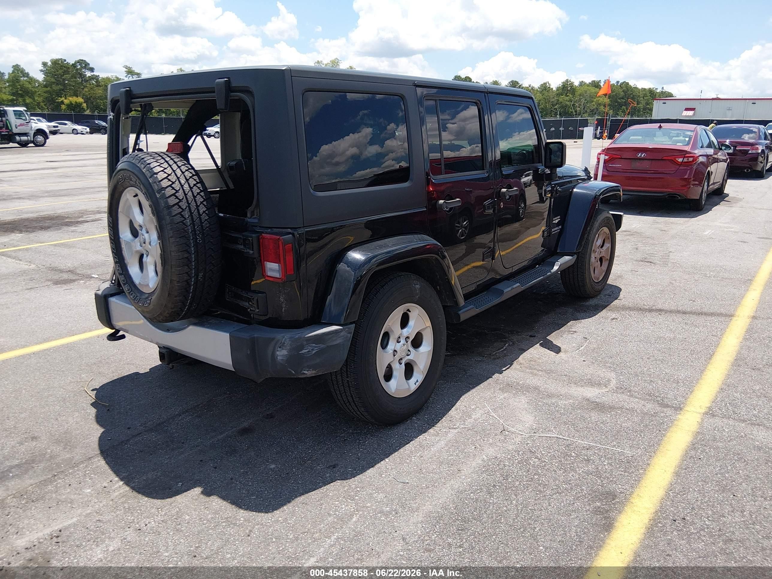 2015 Jeep Wrangler Unlimited Sahara Черный vin: 1C4BJWEG1FL559157