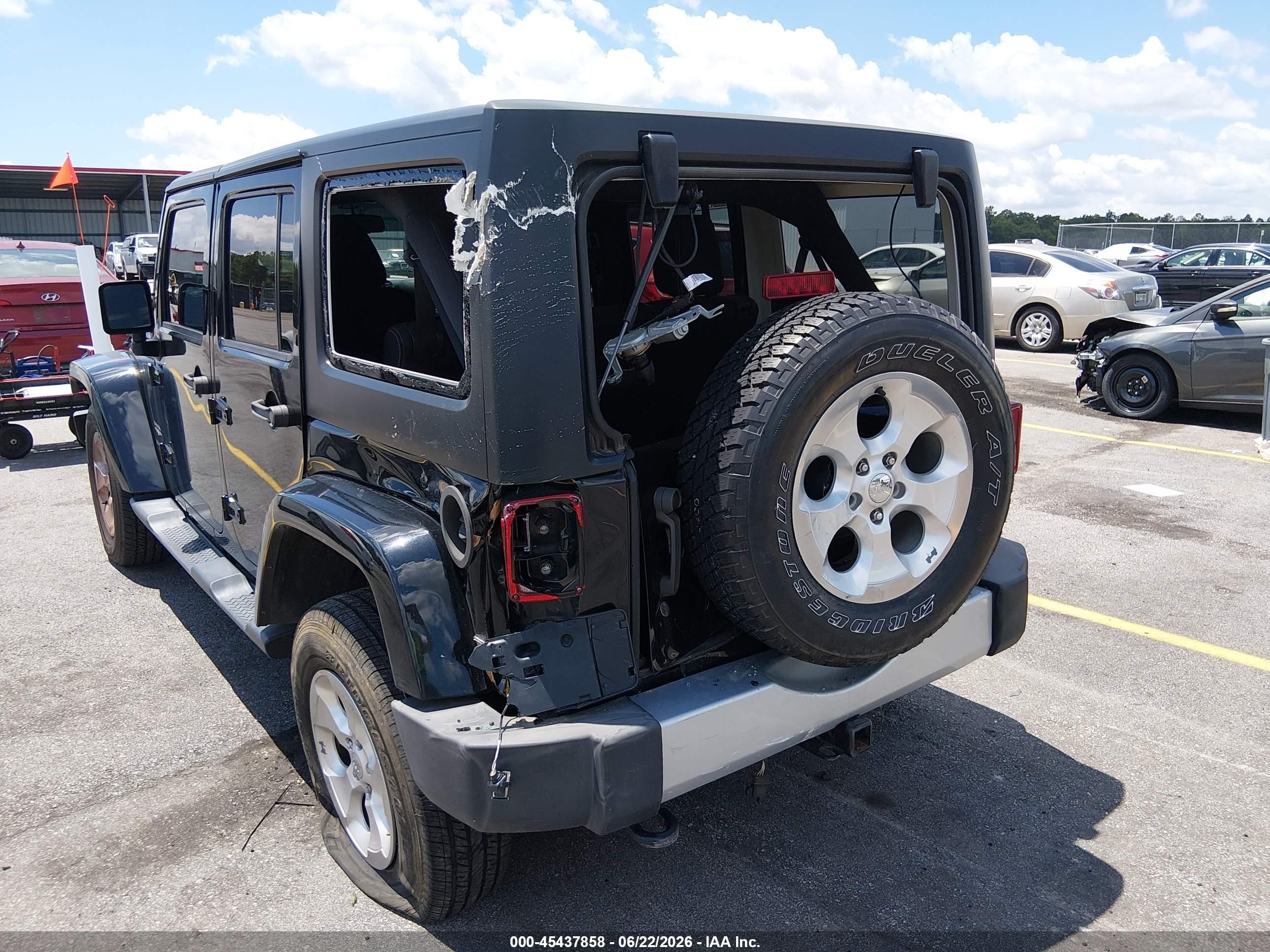 2015 Jeep Wrangler Unlimited Sahara Черный vin: 1C4BJWEG1FL559157