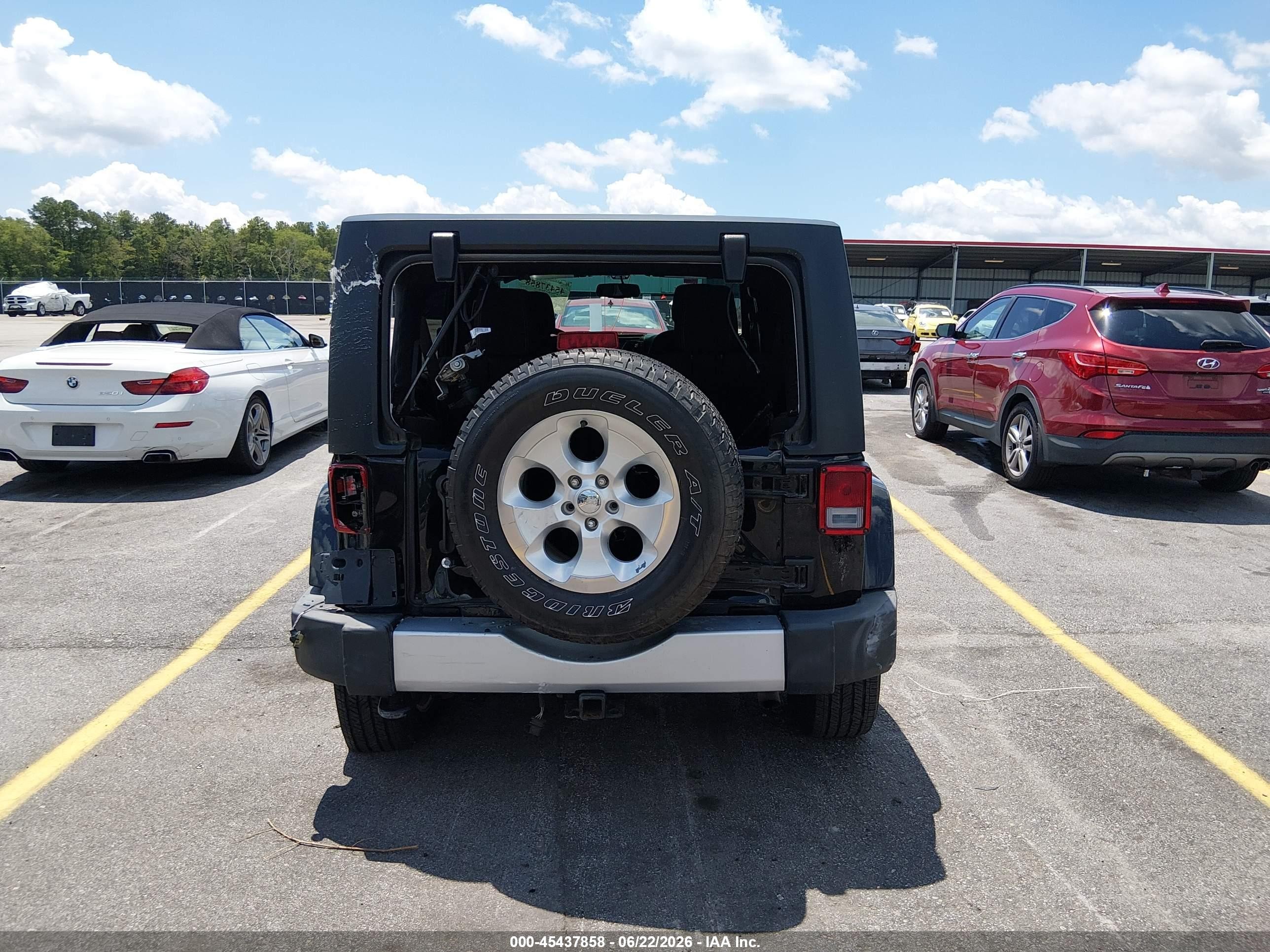2015 Jeep Wrangler Unlimited Sahara Черный vin: 1C4BJWEG1FL559157