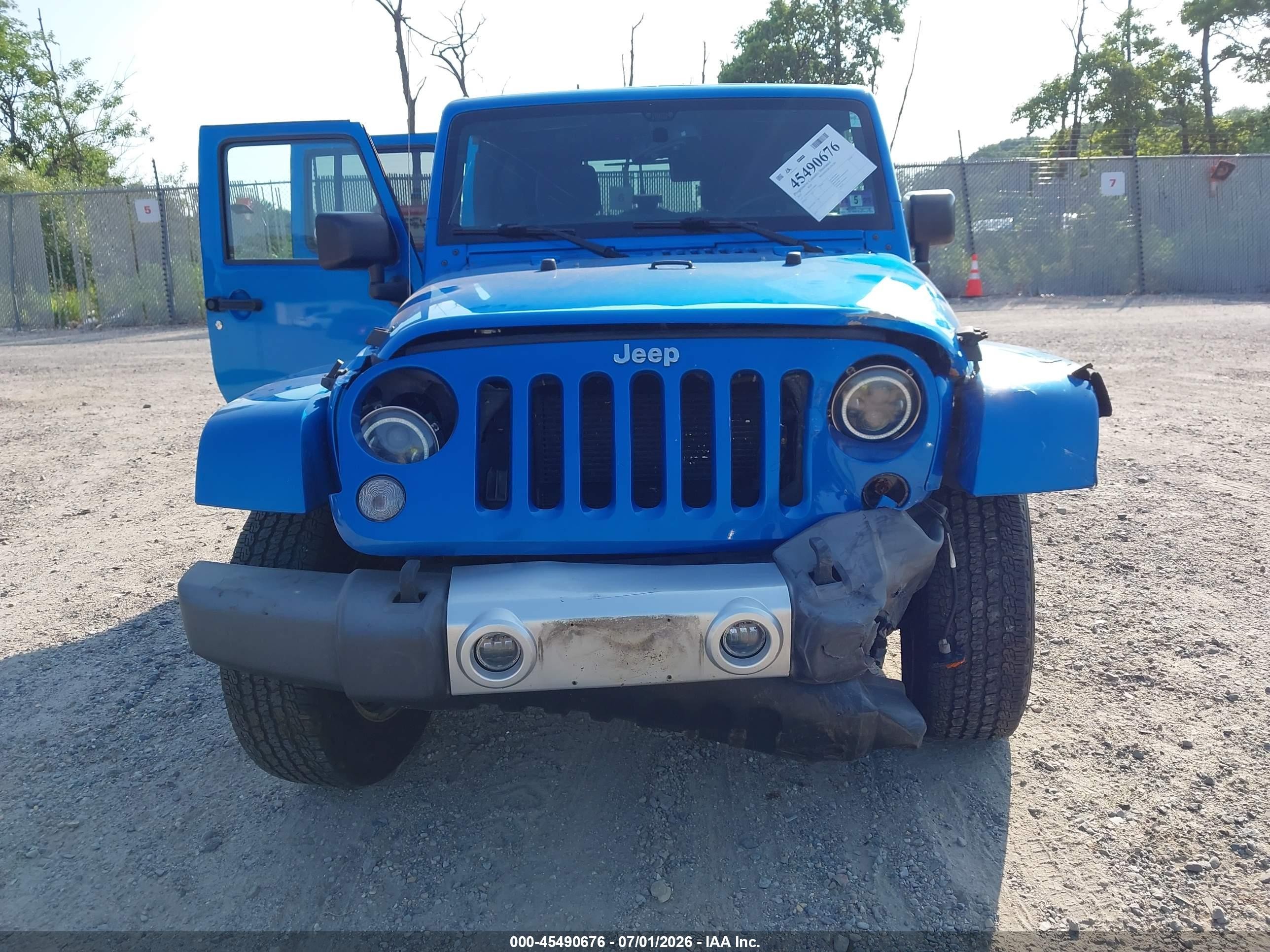 2015 Jeep Wrangler Unlimited Sahara Blue vin: 1C4BJWEG1FL678620