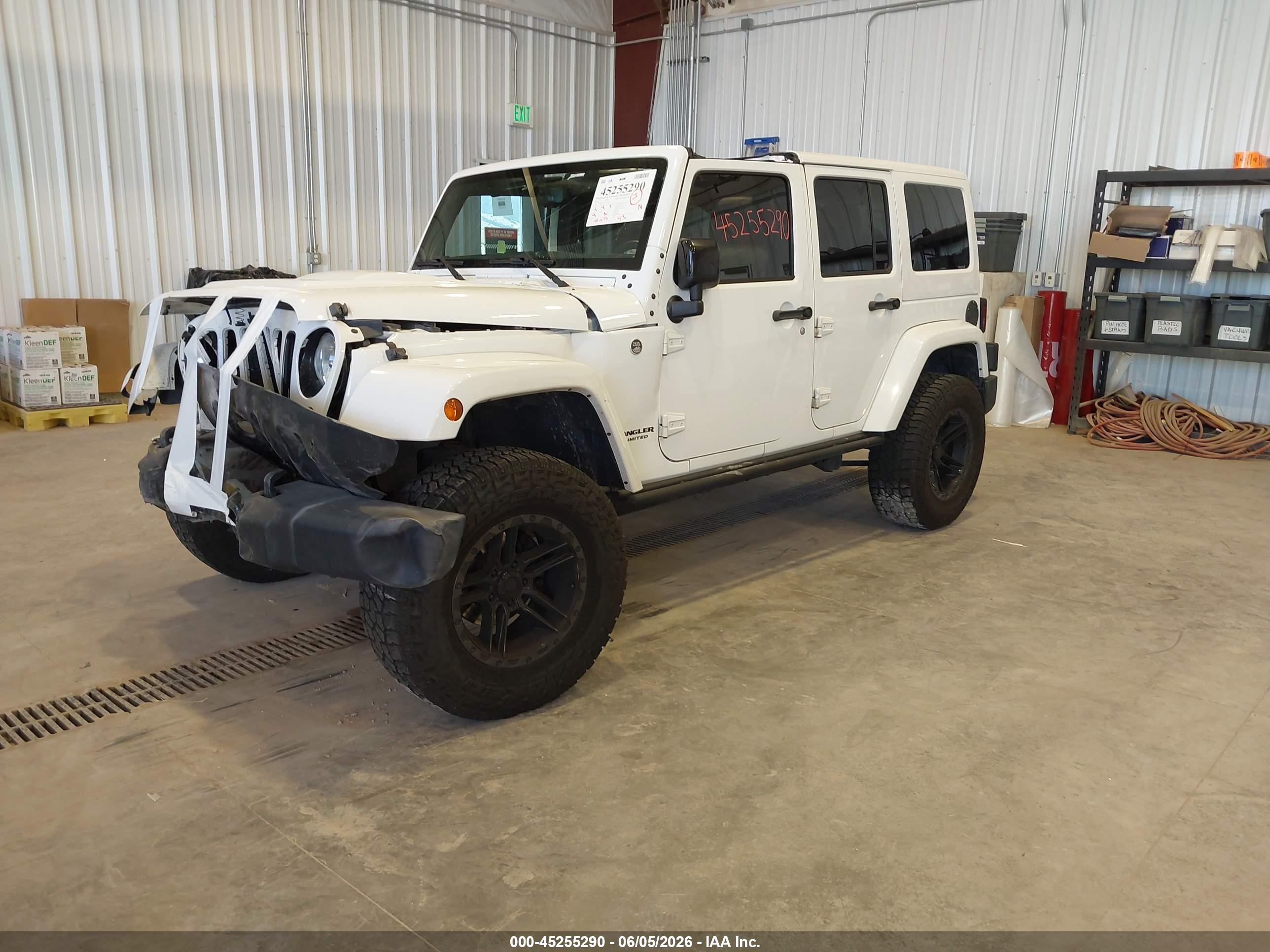2015 Jeep Wrangler Unlimited Altitude White vin: 1C4BJWEG1FL717089