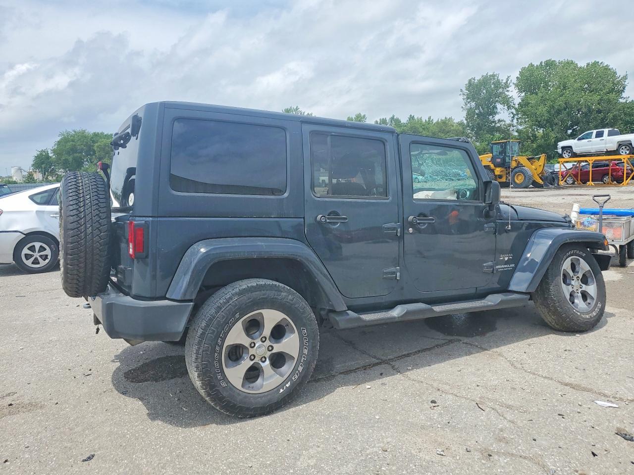 2017 Jeep Wrangler Unlimited Sahara Gray vin: 1C4BJWEG1HL532589
