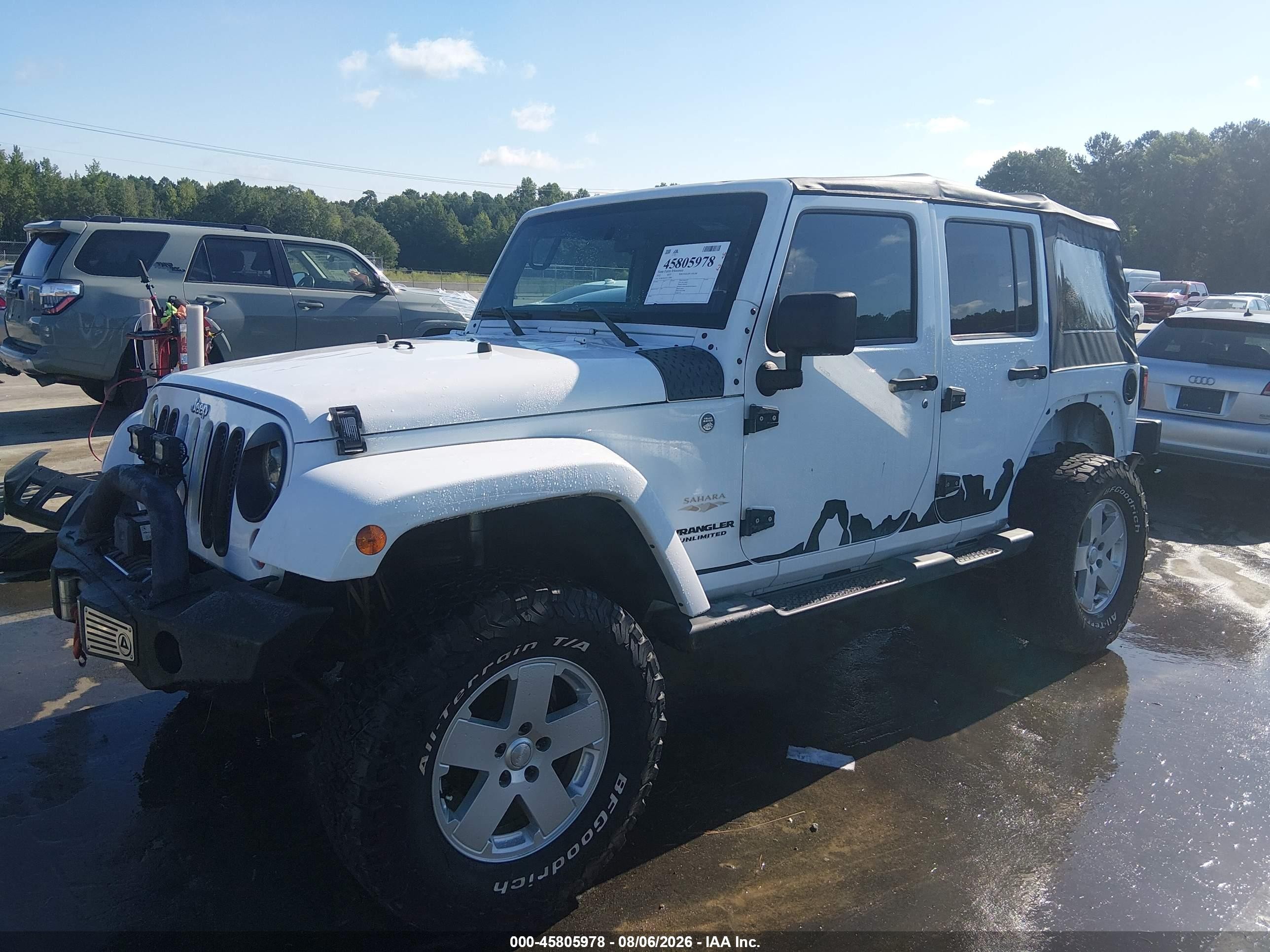2012 Jeep Wrangler Unlimited Sahara Белый vin: 1C4BJWEG2CL182088