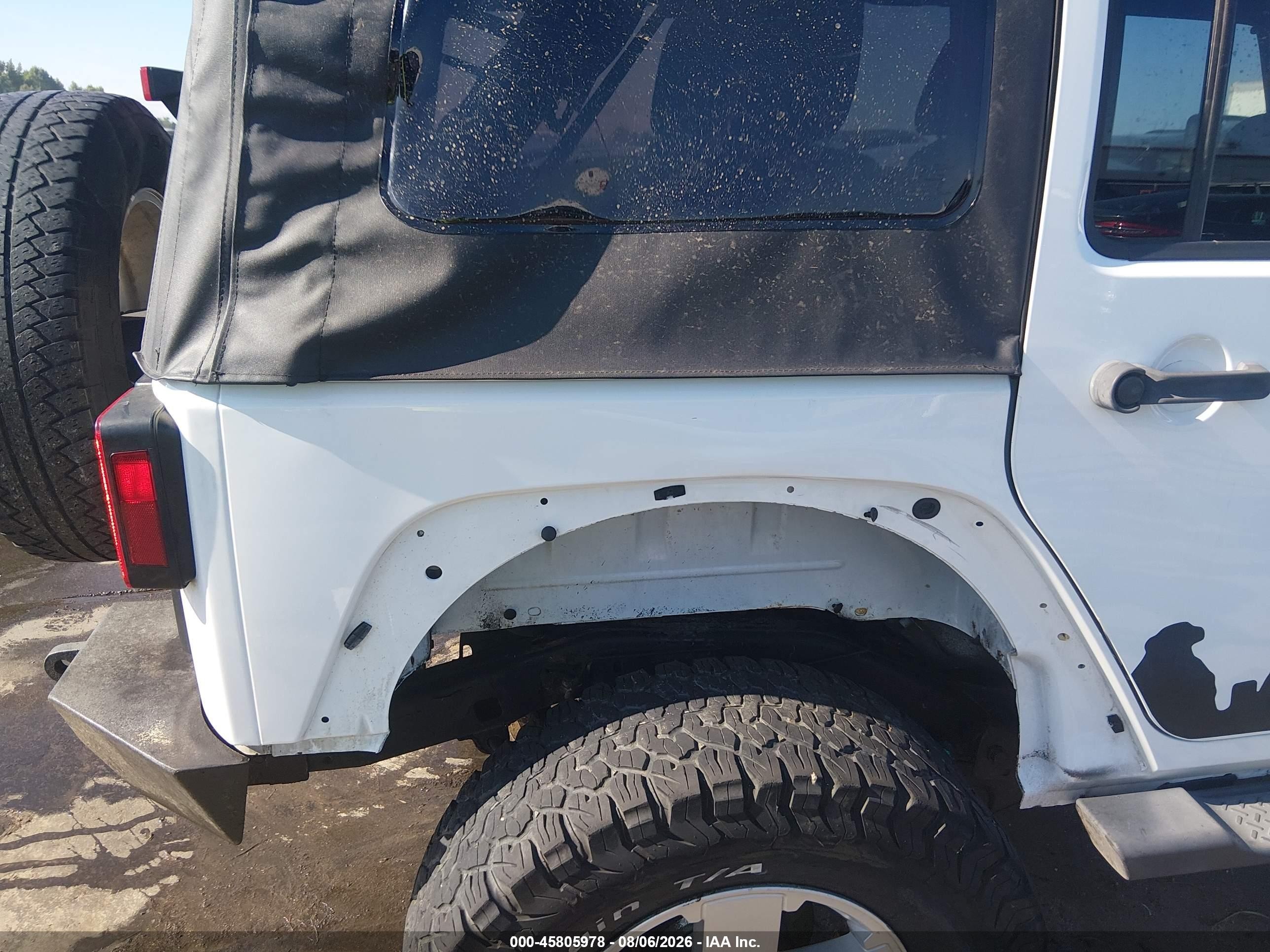 2012 Jeep Wrangler Unlimited Sahara Белый vin: 1C4BJWEG2CL182088
