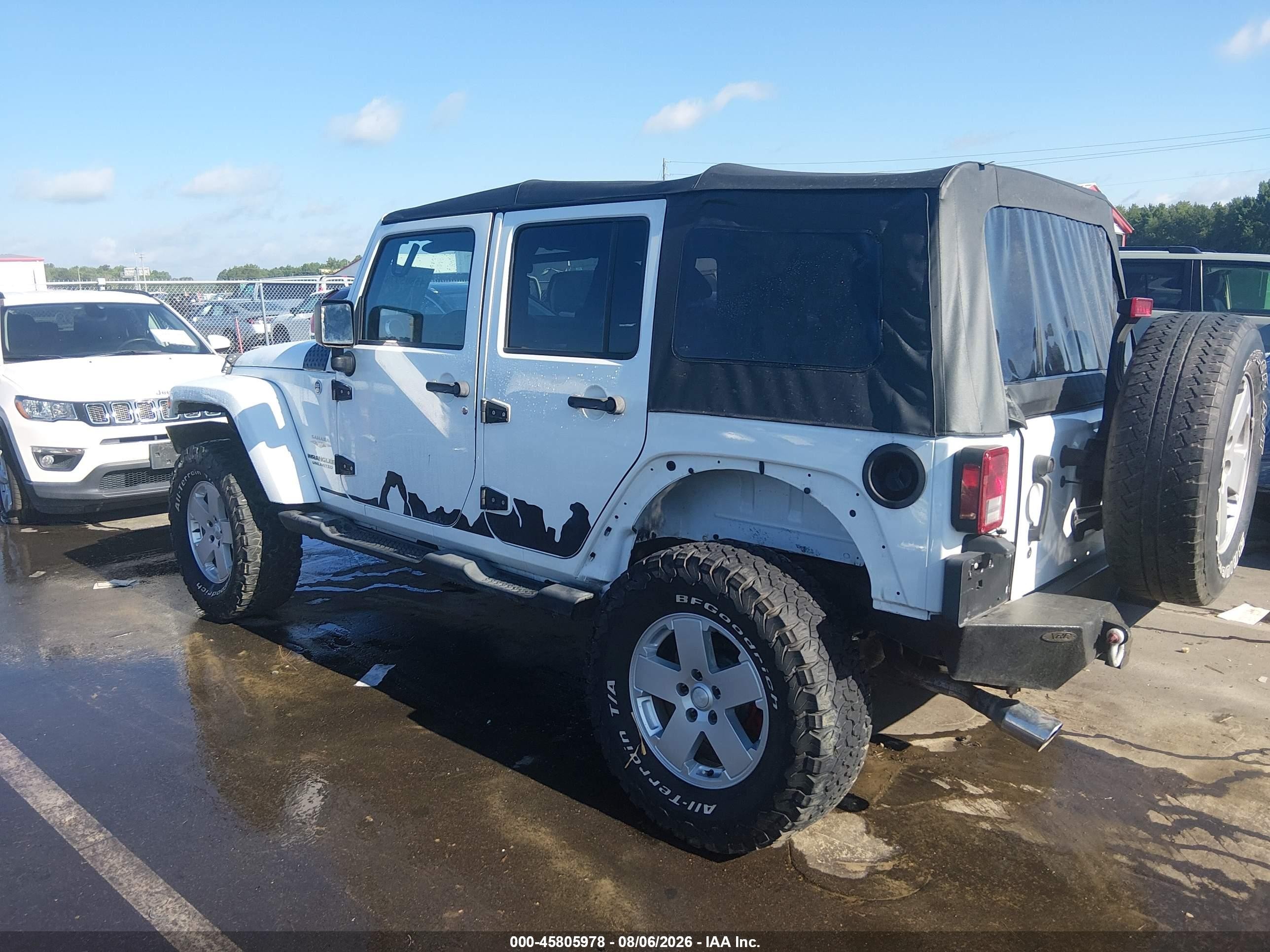 2012 Jeep Wrangler Unlimited Sahara Белый vin: 1C4BJWEG2CL182088