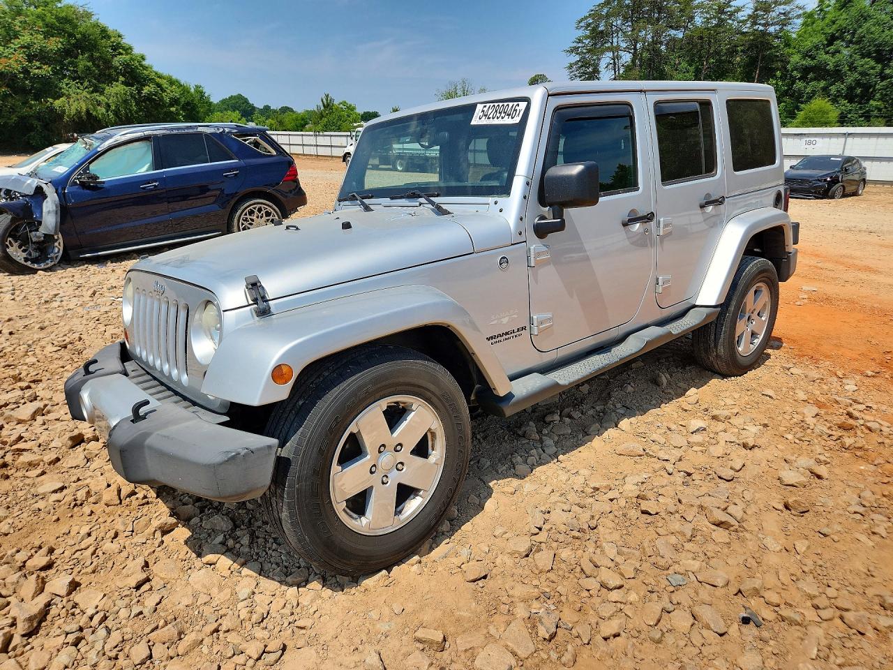 2012 Jeep Wrangler Unlimited Sahara Silver vin: 1C4BJWEG2CL216546