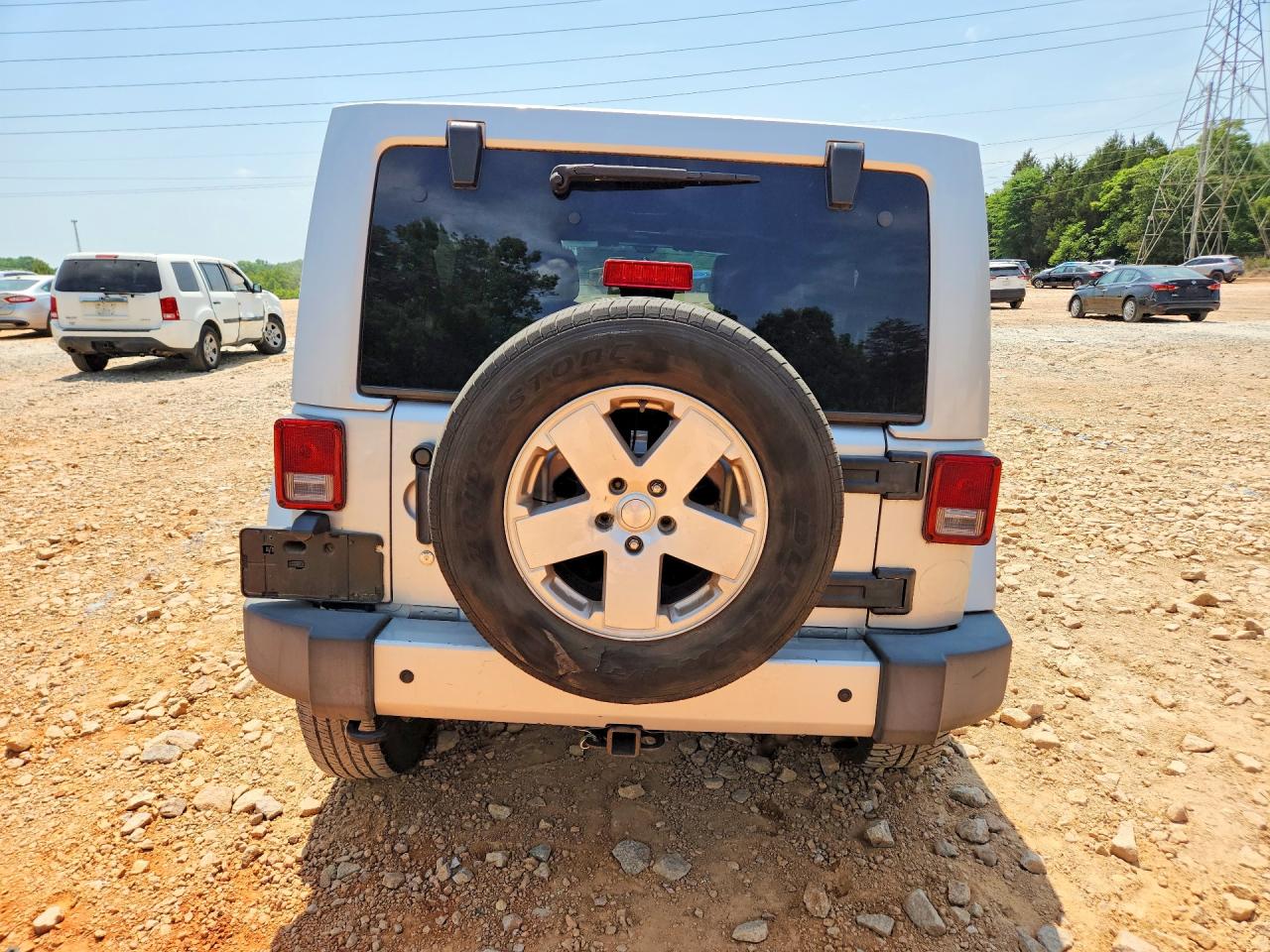2012 Jeep Wrangler Unlimited Sahara Silver vin: 1C4BJWEG2CL216546