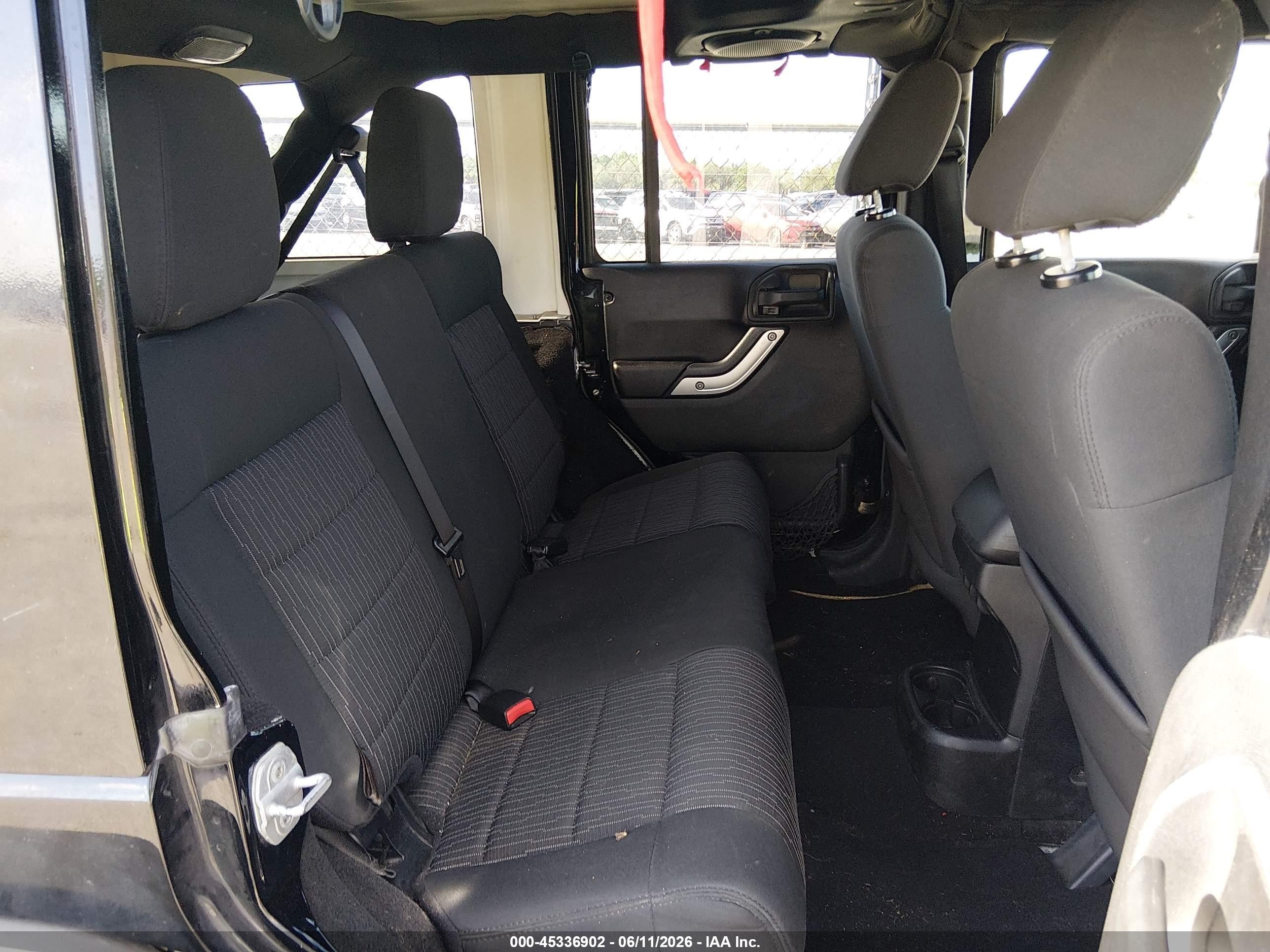2012 Jeep Wrangler Unlimited Sahara Black vin: 1C4BJWEG2CL227935