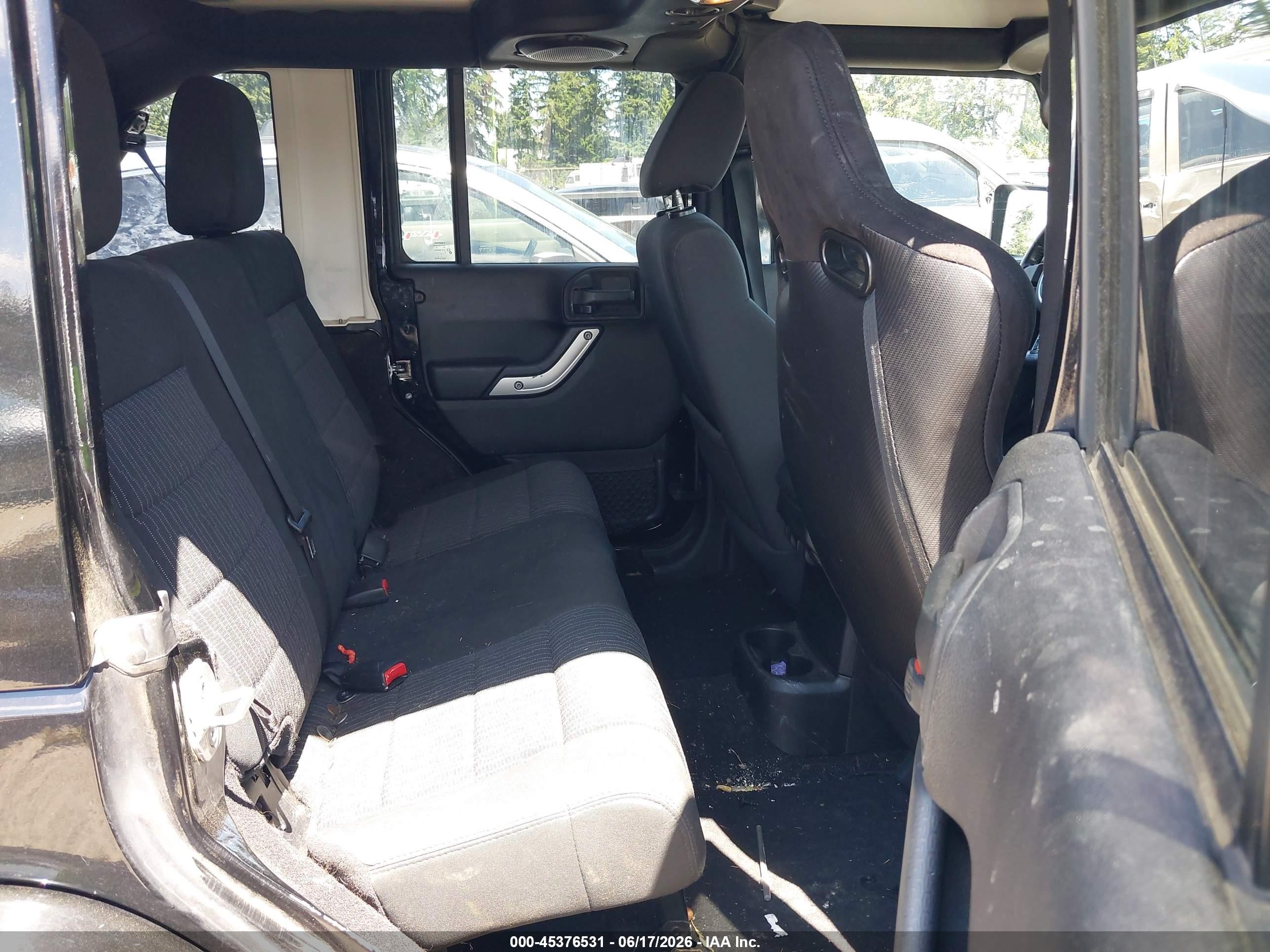 2012 Jeep Wrangler Unlimited Sahara Черный vin: 1C4BJWEG2CL278643