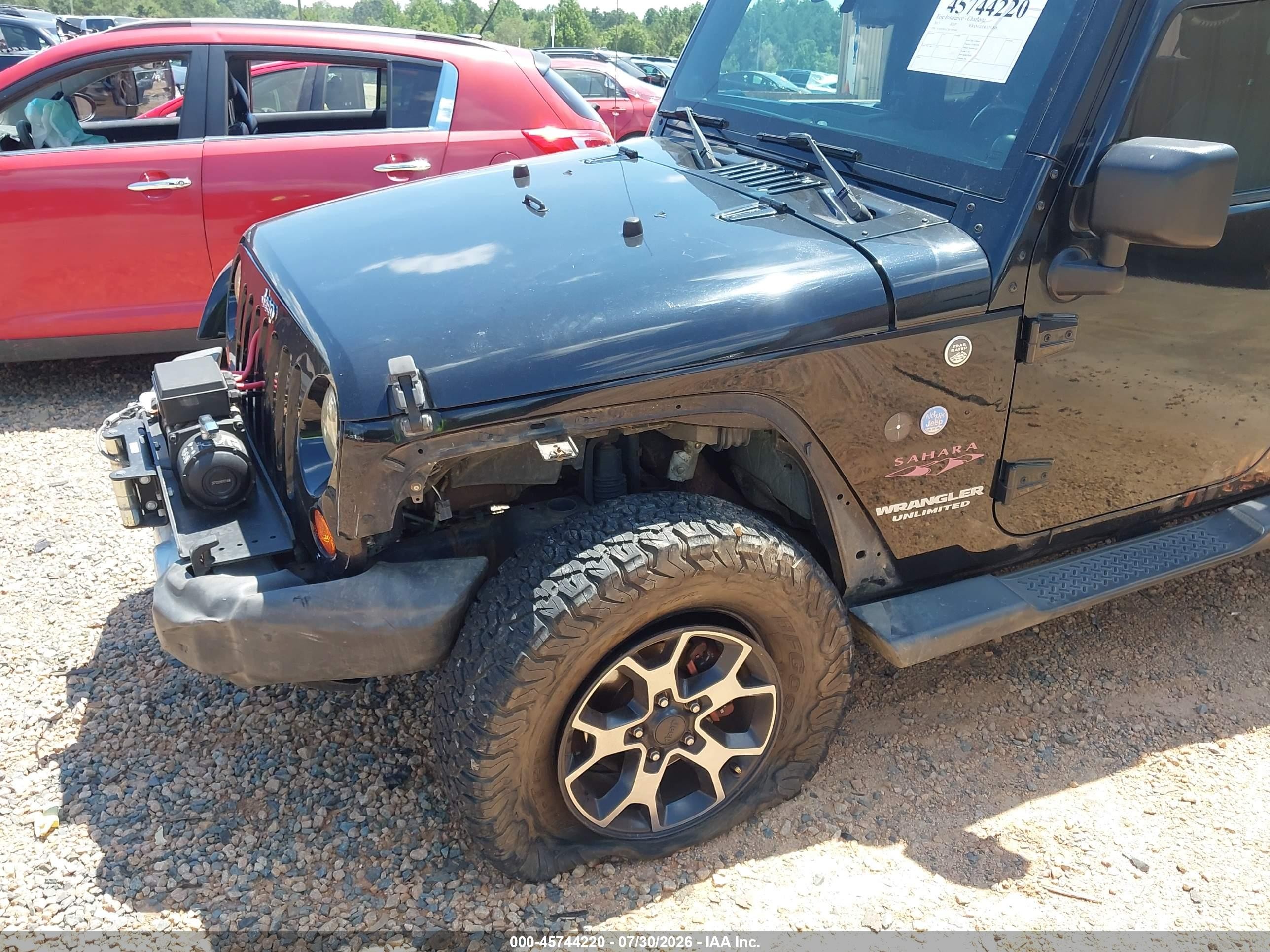 2013 Jeep Wrangler Unlimited Sahara Black vin: 1C4BJWEG2DL569984