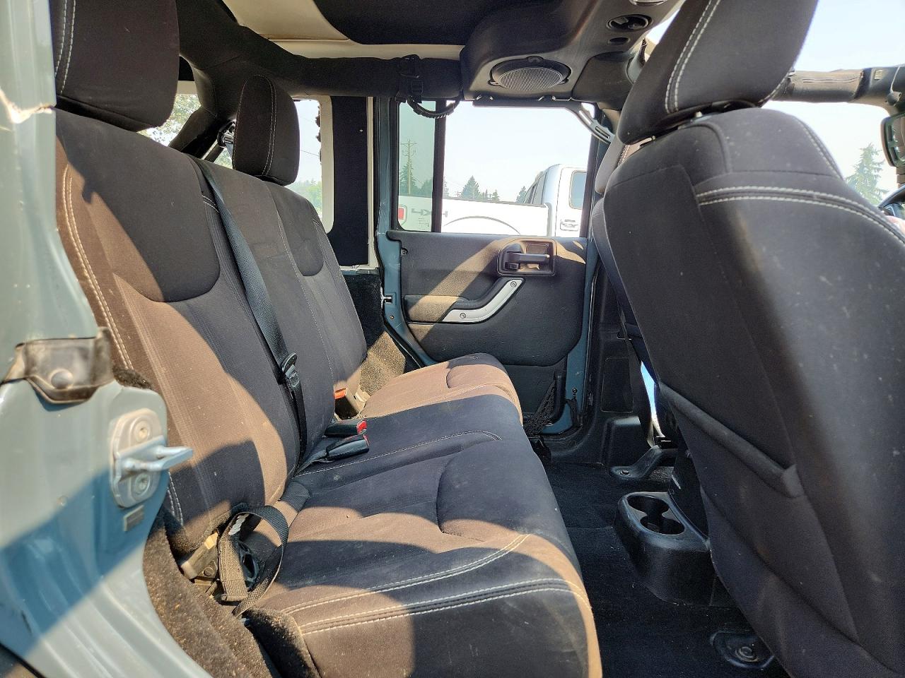 2014 Jeep Wrangler Unlimited Sahara Blue vin: 1C4BJWEG2EL128972