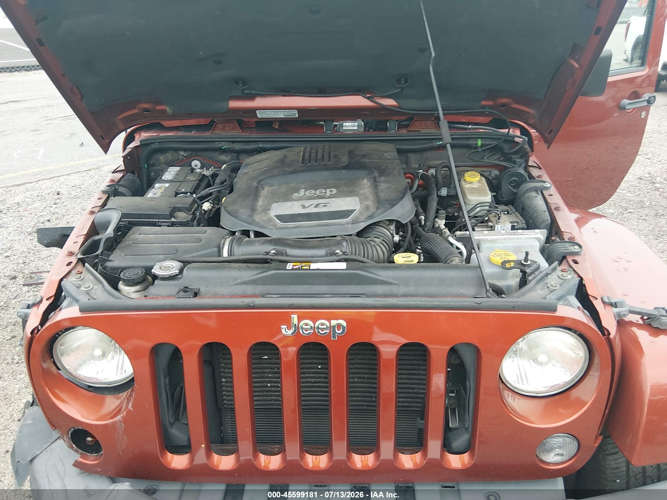 2014 Jeep Wrangler Unlimited Sahara Orange vin: 1C4BJWEG2EL222205