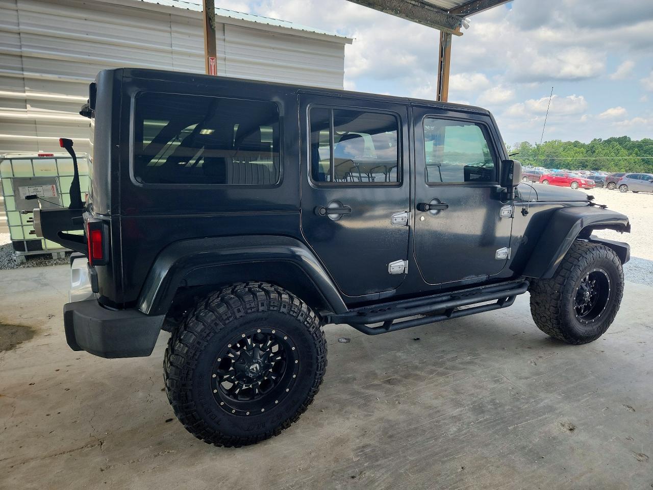 2015 Jeep Wrangler Unlimited Sahara Black vin: 1C4BJWEG2FL524143