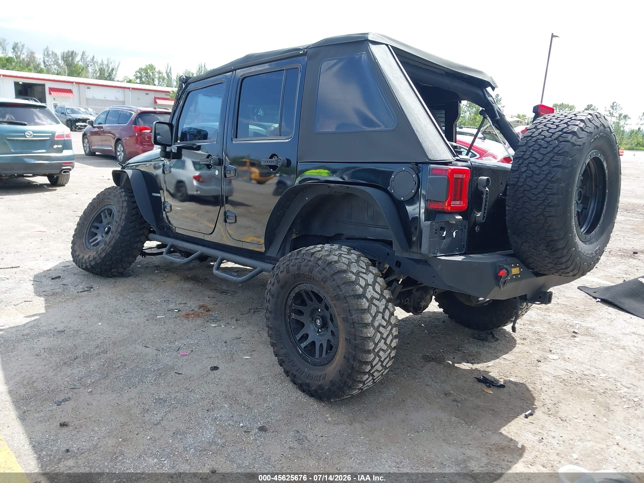 2015 Jeep Wrangler Unlimited Sahara Black vin: 1C4BJWEG2FL594807