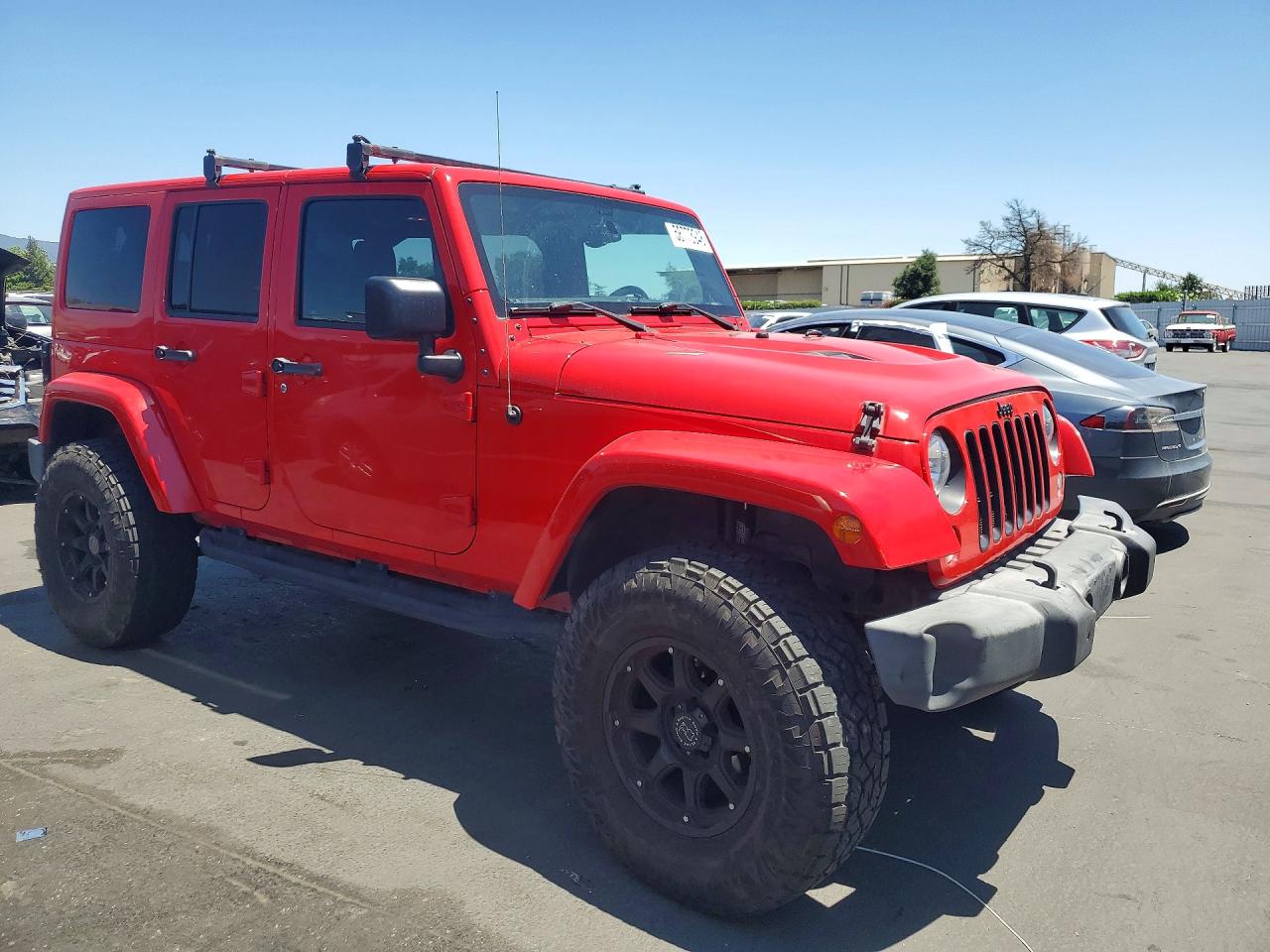 2015 Jeep Wrangler Unlimited Sahara Red vin: 1C4BJWEG2FL600458