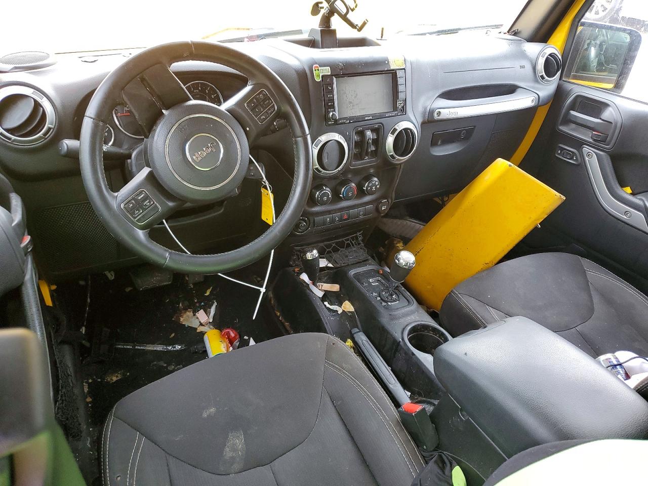2015 Jeep Wrangler Unlimited Sahara Yellow vin: 1C4BJWEG2FL604137
