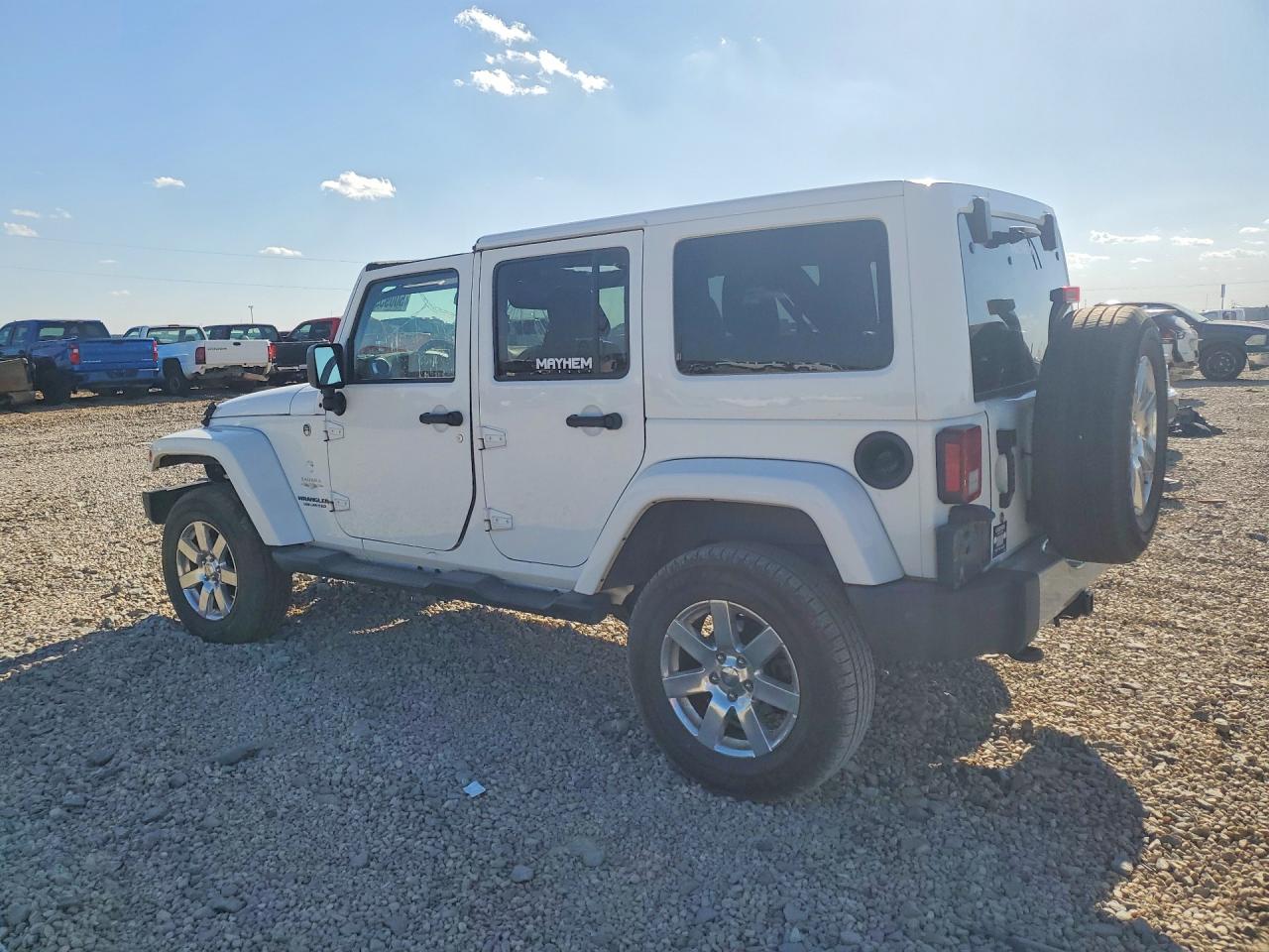 2015 Jeep Wrangler Unlimited Sahara Белый vin: 1C4BJWEG2FL630933