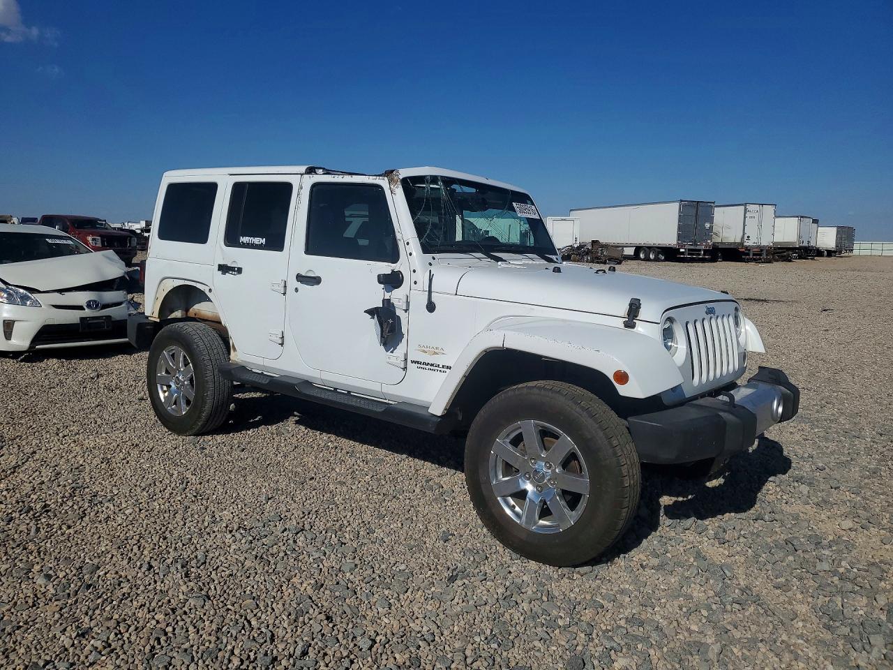 2015 Jeep Wrangler Unlimited Sahara Белый vin: 1C4BJWEG2FL630933