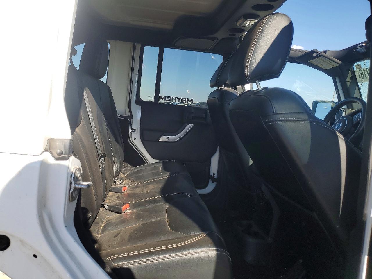 2015 Jeep Wrangler Unlimited Sahara Белый vin: 1C4BJWEG2FL630933