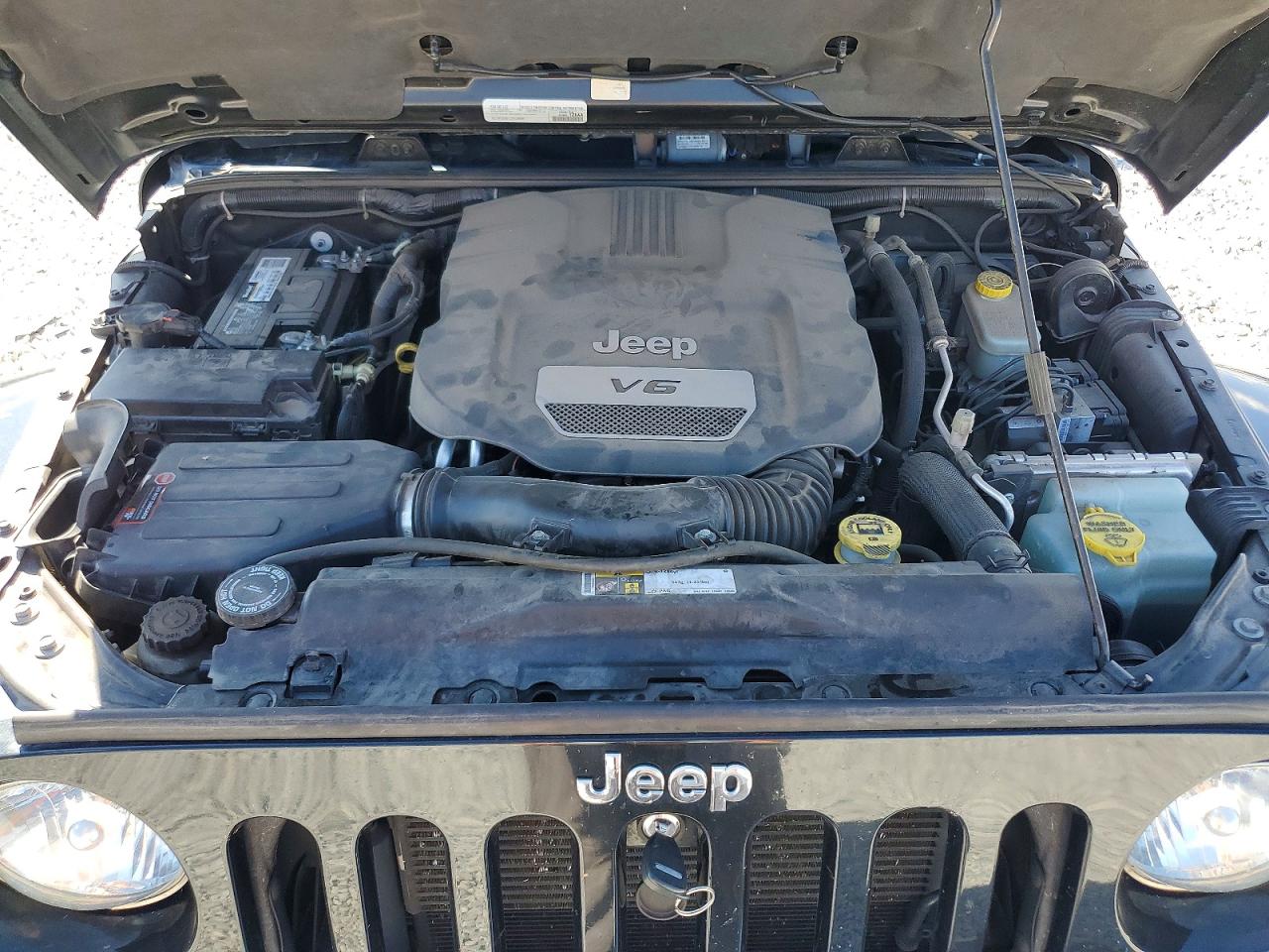 2015 Jeep Wrangler Unlimited Sahara Black vin: 1C4BJWEG2FL651152