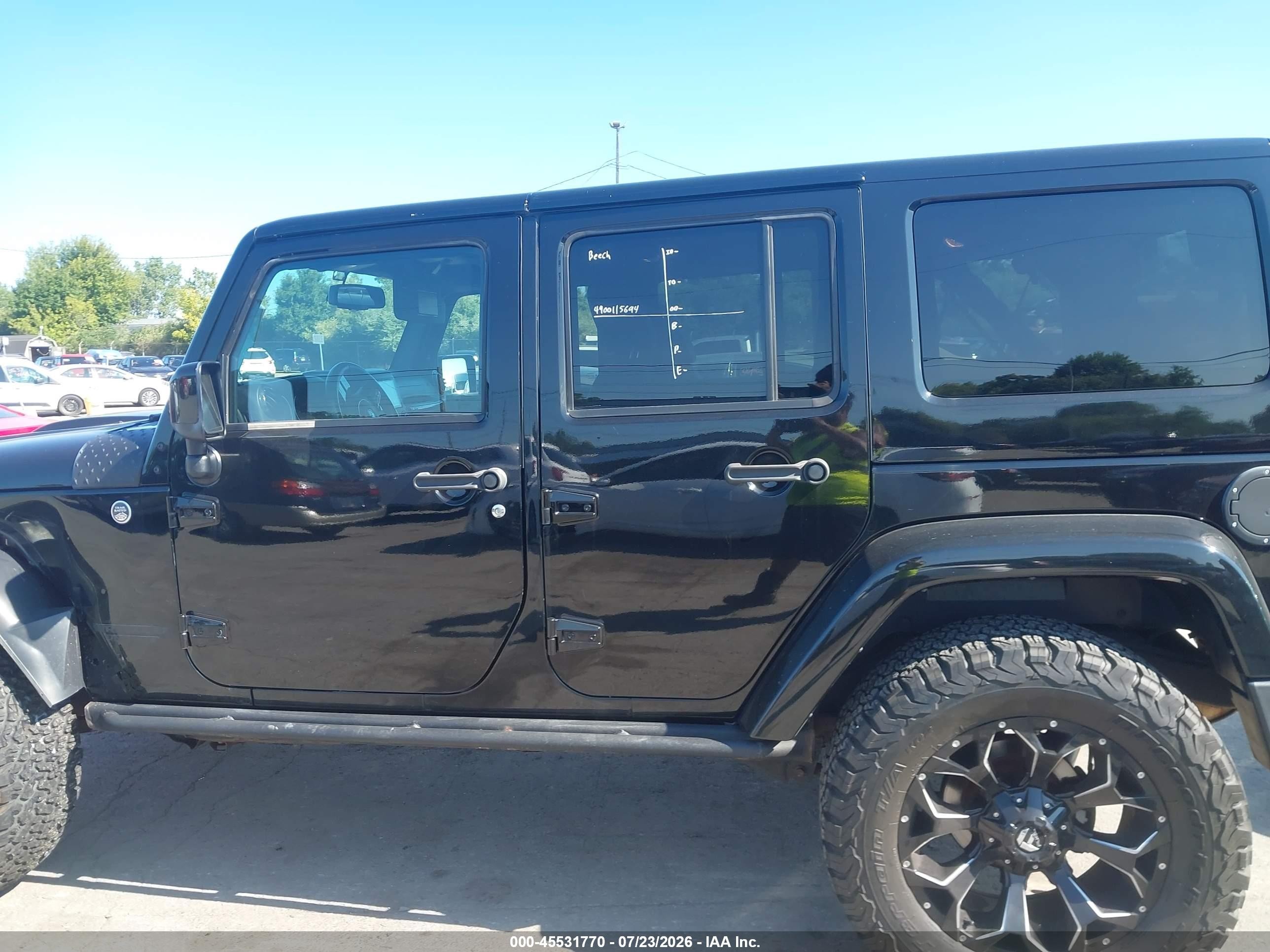 2015 Jeep Wrangler Unlimited Altitude Black vin: 1C4BJWEG2FL764762
