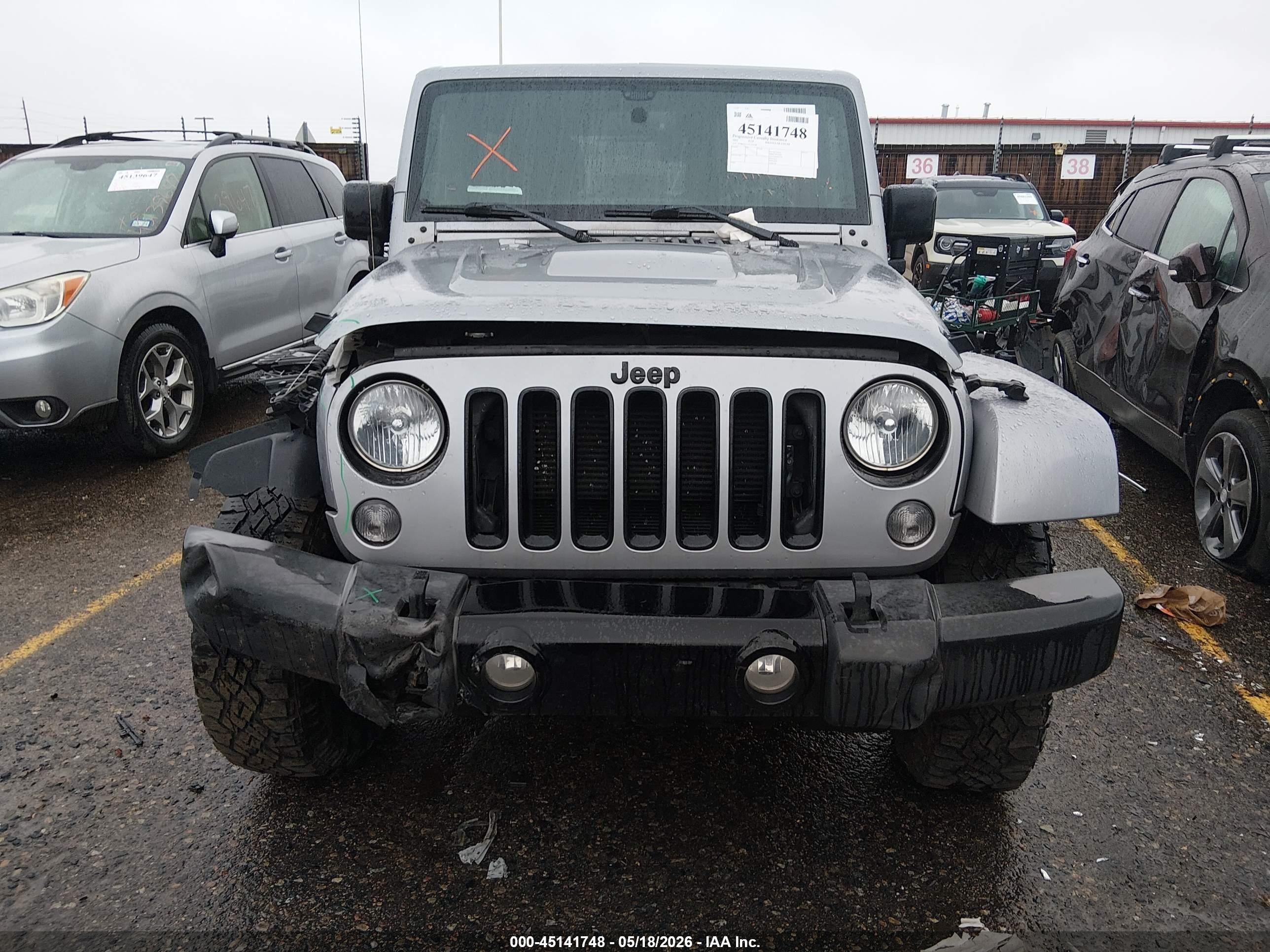 2015 Jeep Wrangler Unlimited Altitude Black vin: 1C4BJWEG2FL767628