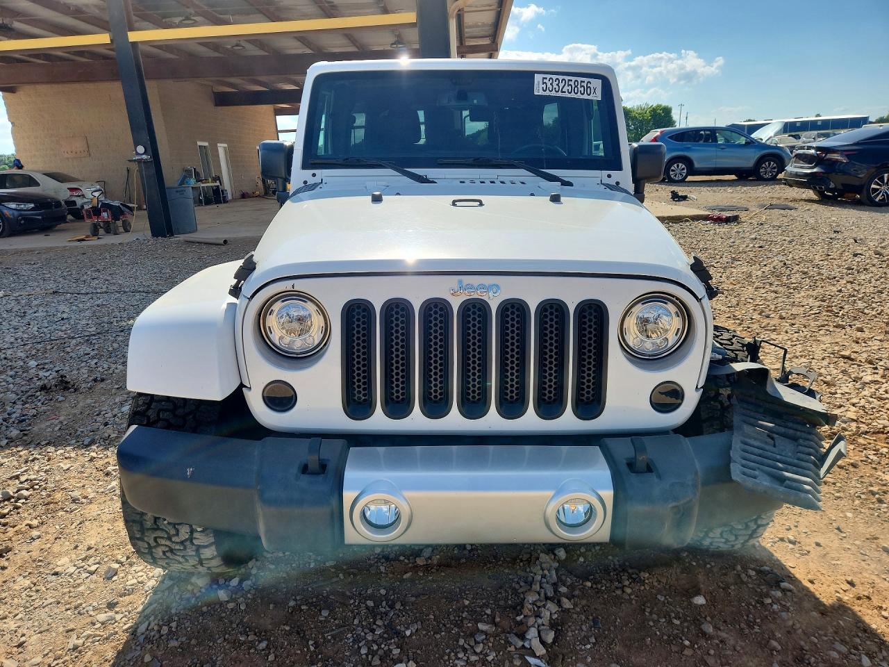 2017 Jeep Wrangler Unlimited Sahara White vin: 1C4BJWEG2HL554844
