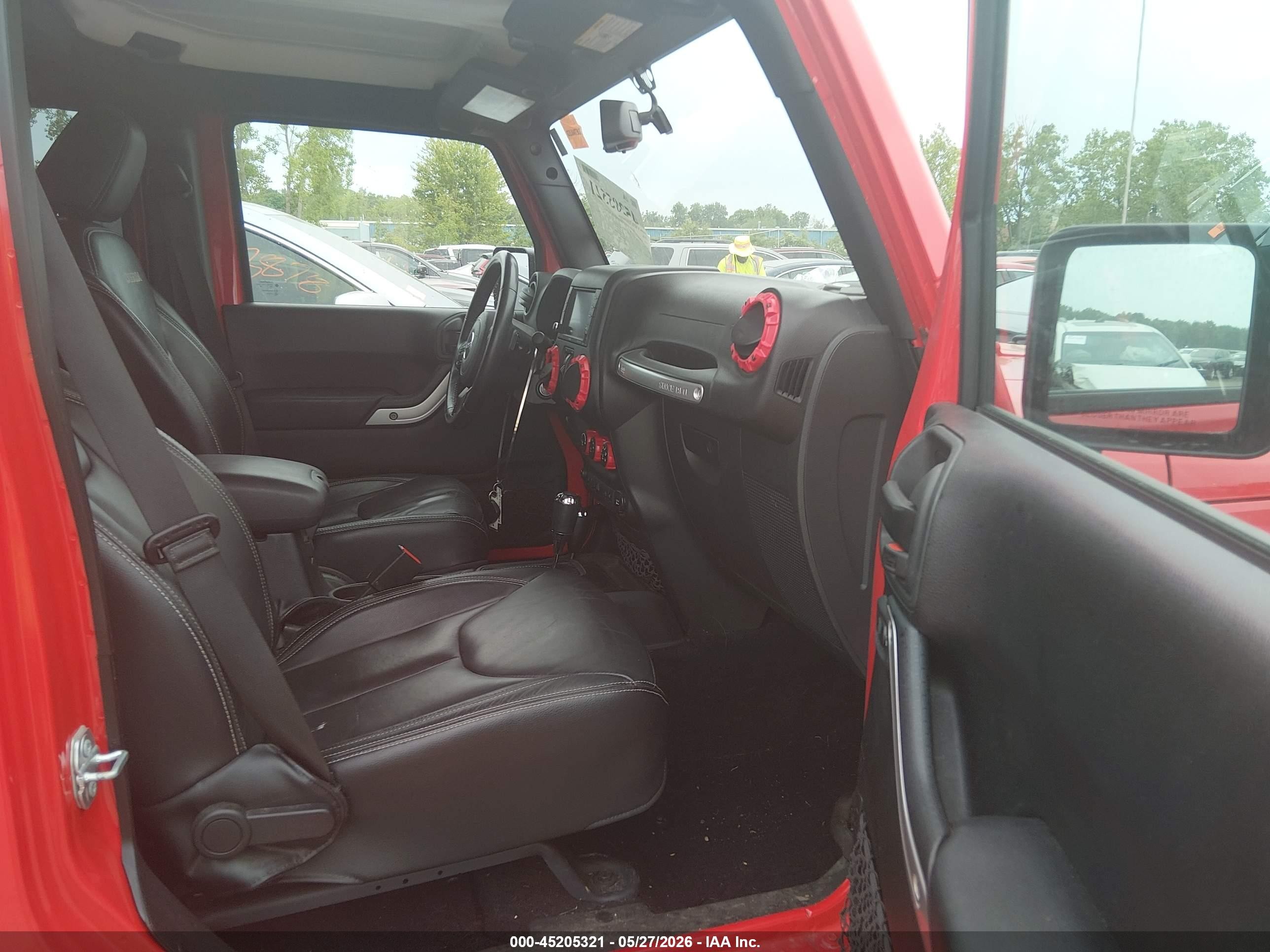 2018 Jeep Wrangler Jk Unlimited Sahara 4x4 Красный vin: 1C4BJWEG2JL821390