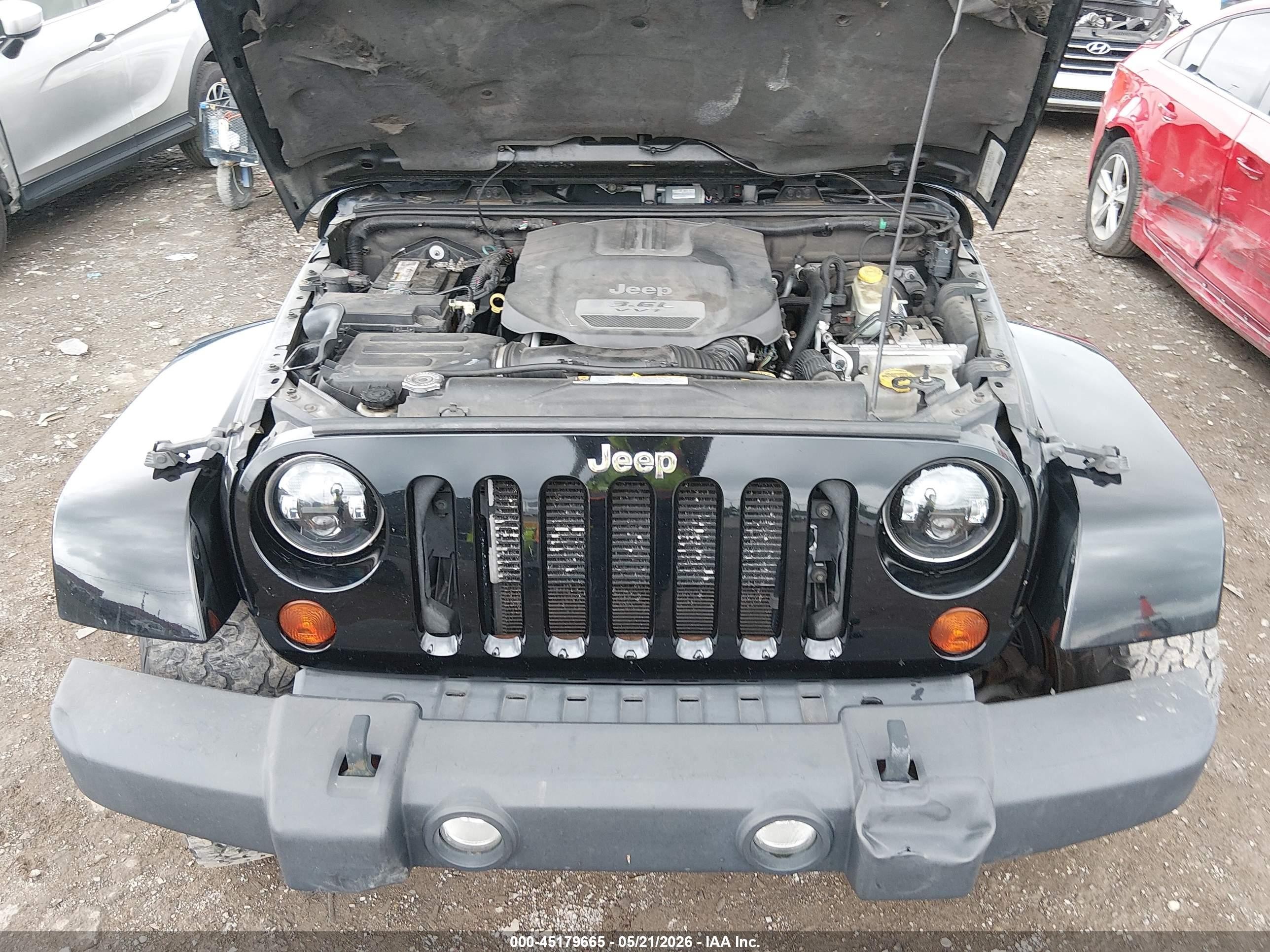 2012 Jeep Wrangler Unlimited Sahara Black vin: 1C4BJWEG3CL137077