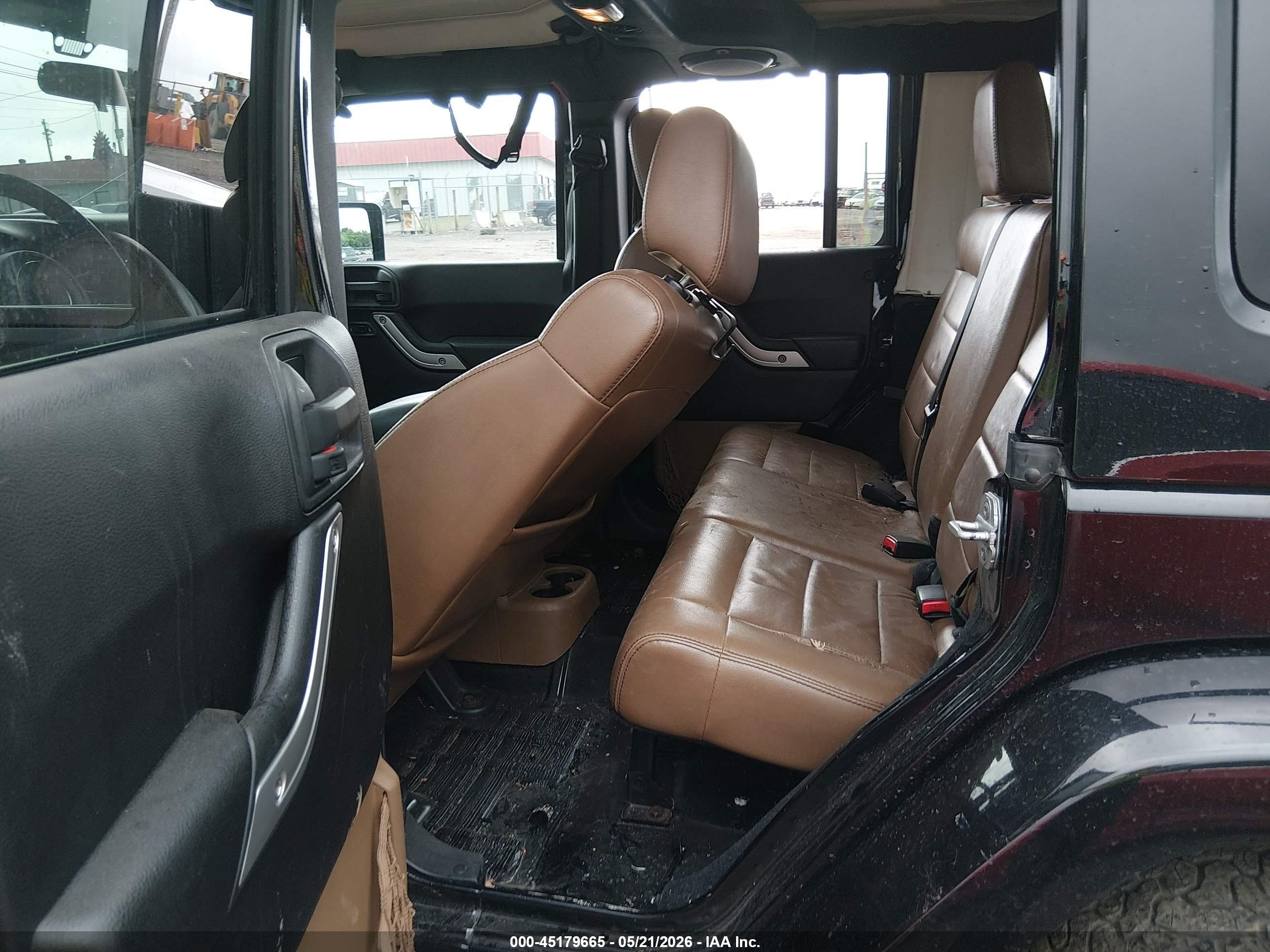 2012 Jeep Wrangler Unlimited Sahara Black vin: 1C4BJWEG3CL137077