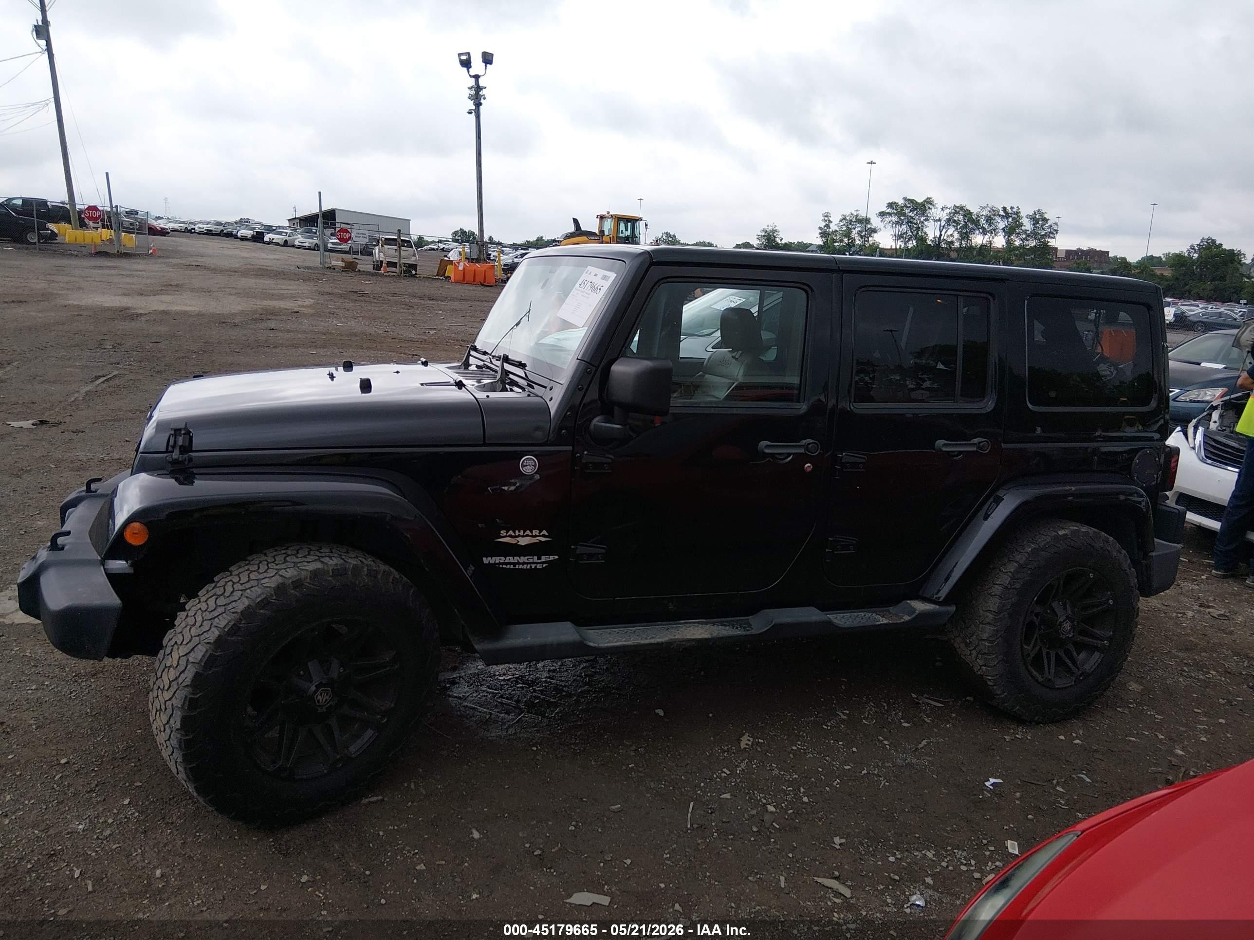 2012 Jeep Wrangler Unlimited Sahara Black vin: 1C4BJWEG3CL137077