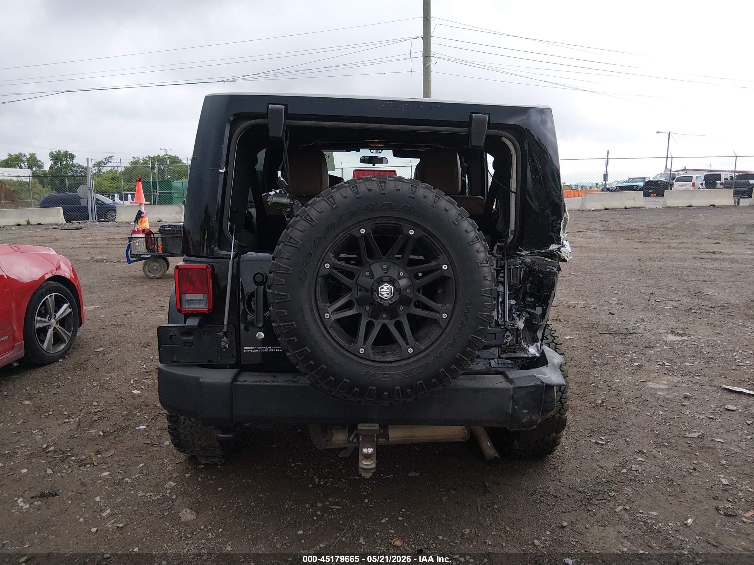 2012 Jeep Wrangler Unlimited Sahara Black vin: 1C4BJWEG3CL137077