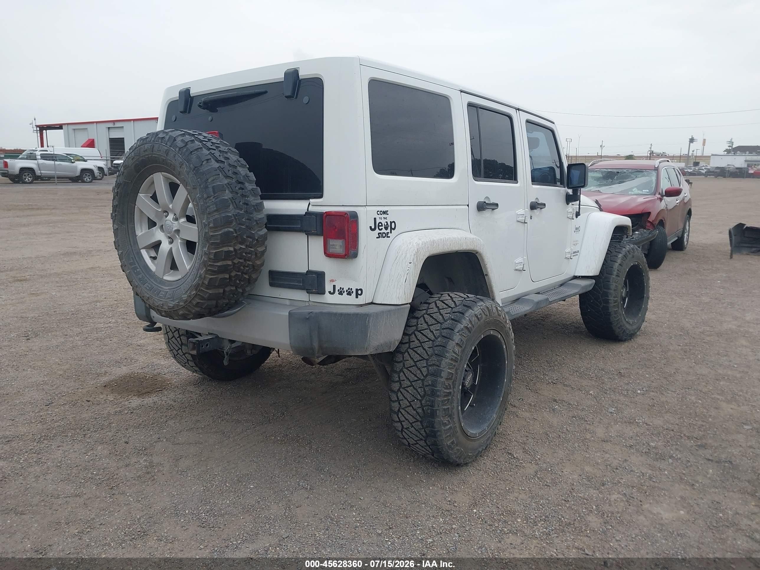 2012 Jeep Wrangler Unlimited Sahara Белый vin: 1C4BJWEG3CL153795