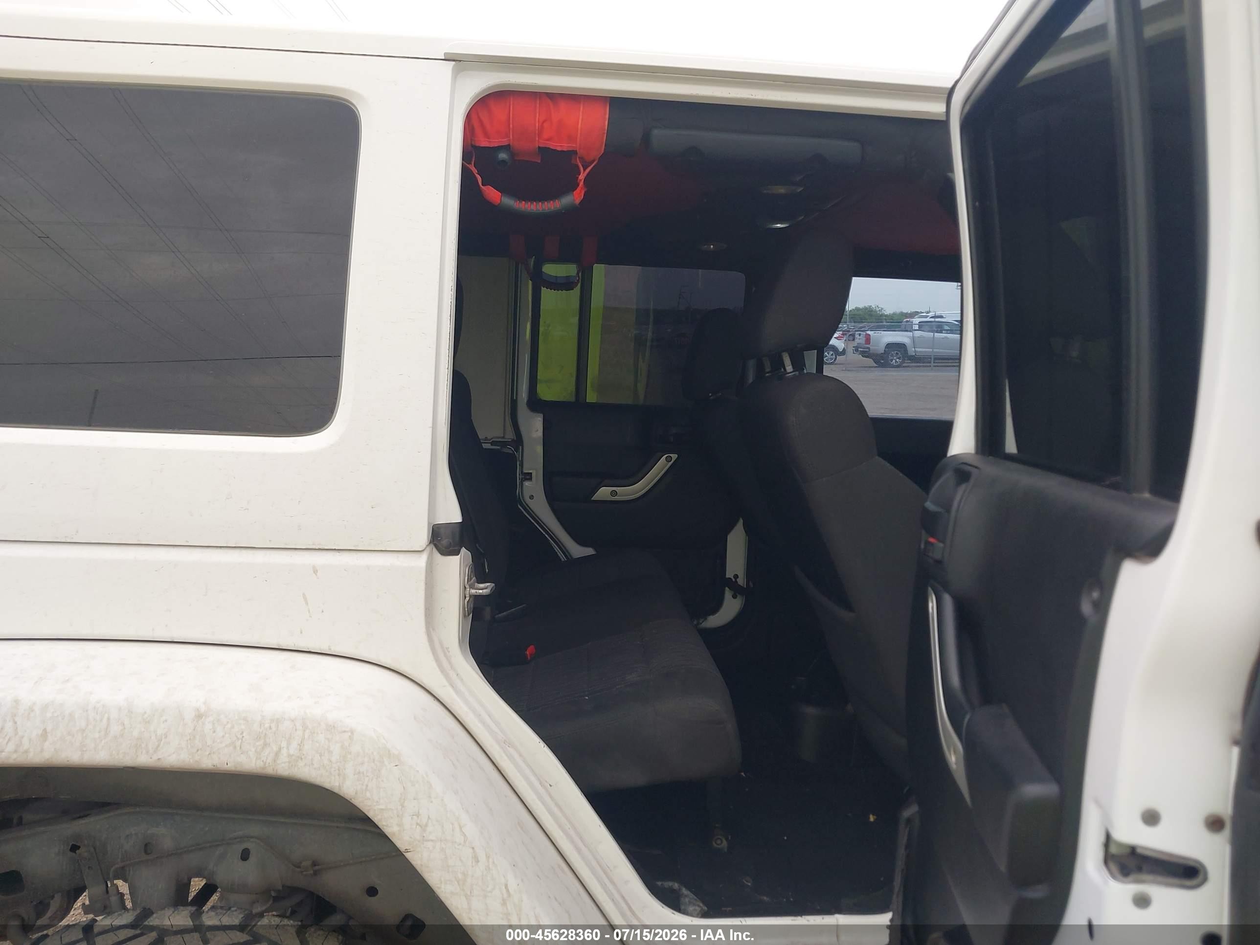 2012 Jeep Wrangler Unlimited Sahara Белый vin: 1C4BJWEG3CL153795