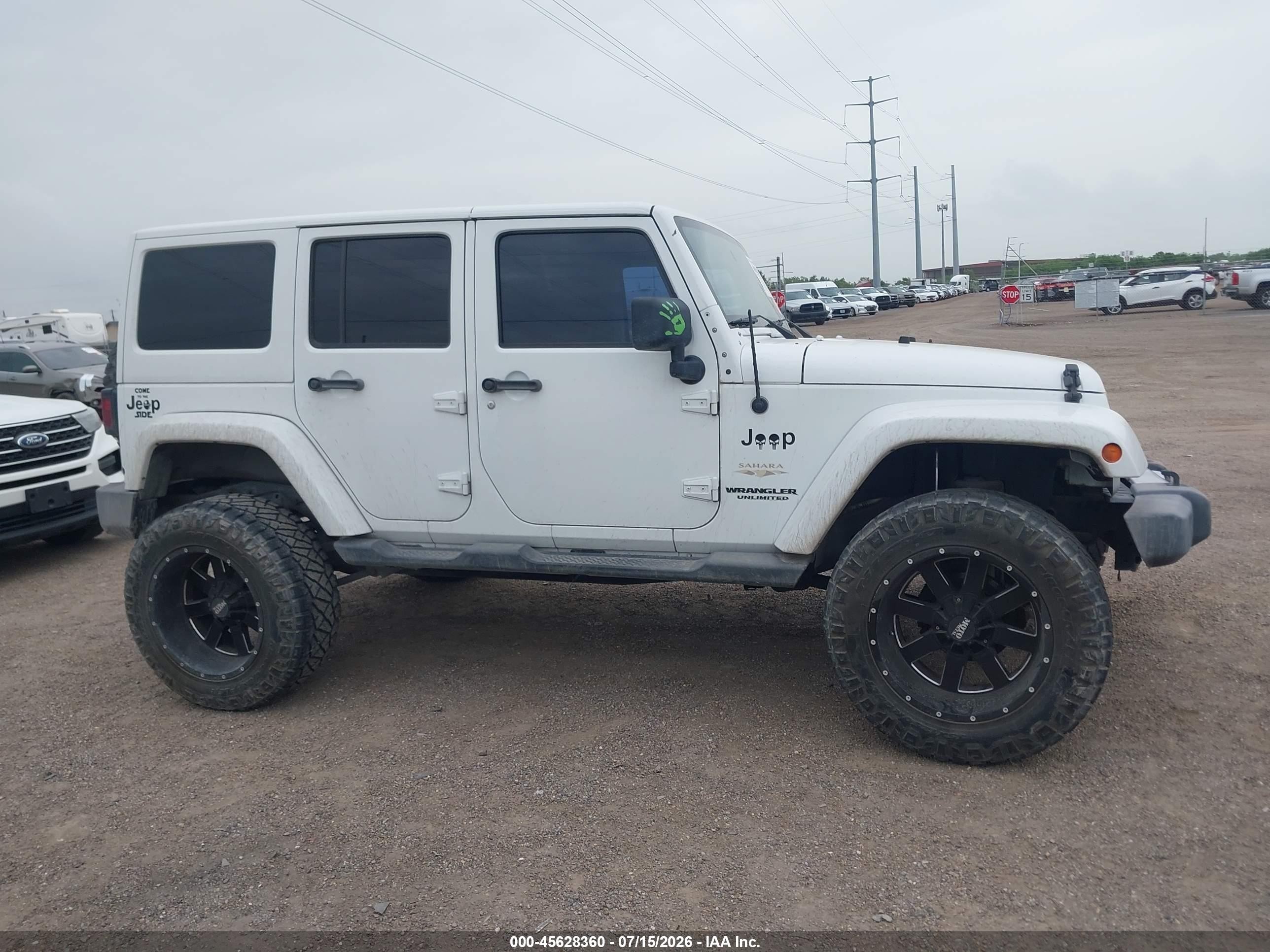 2012 Jeep Wrangler Unlimited Sahara Белый vin: 1C4BJWEG3CL153795