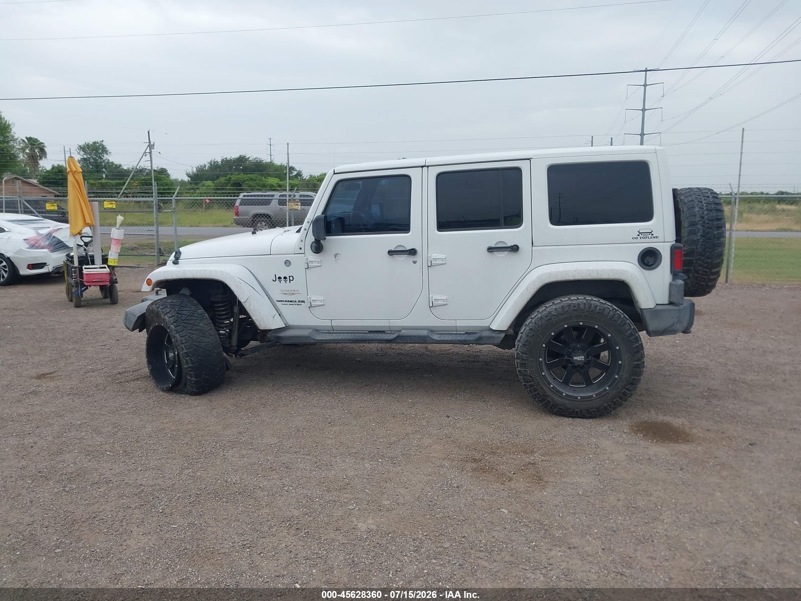 2012 Jeep Wrangler Unlimited Sahara Белый vin: 1C4BJWEG3CL153795