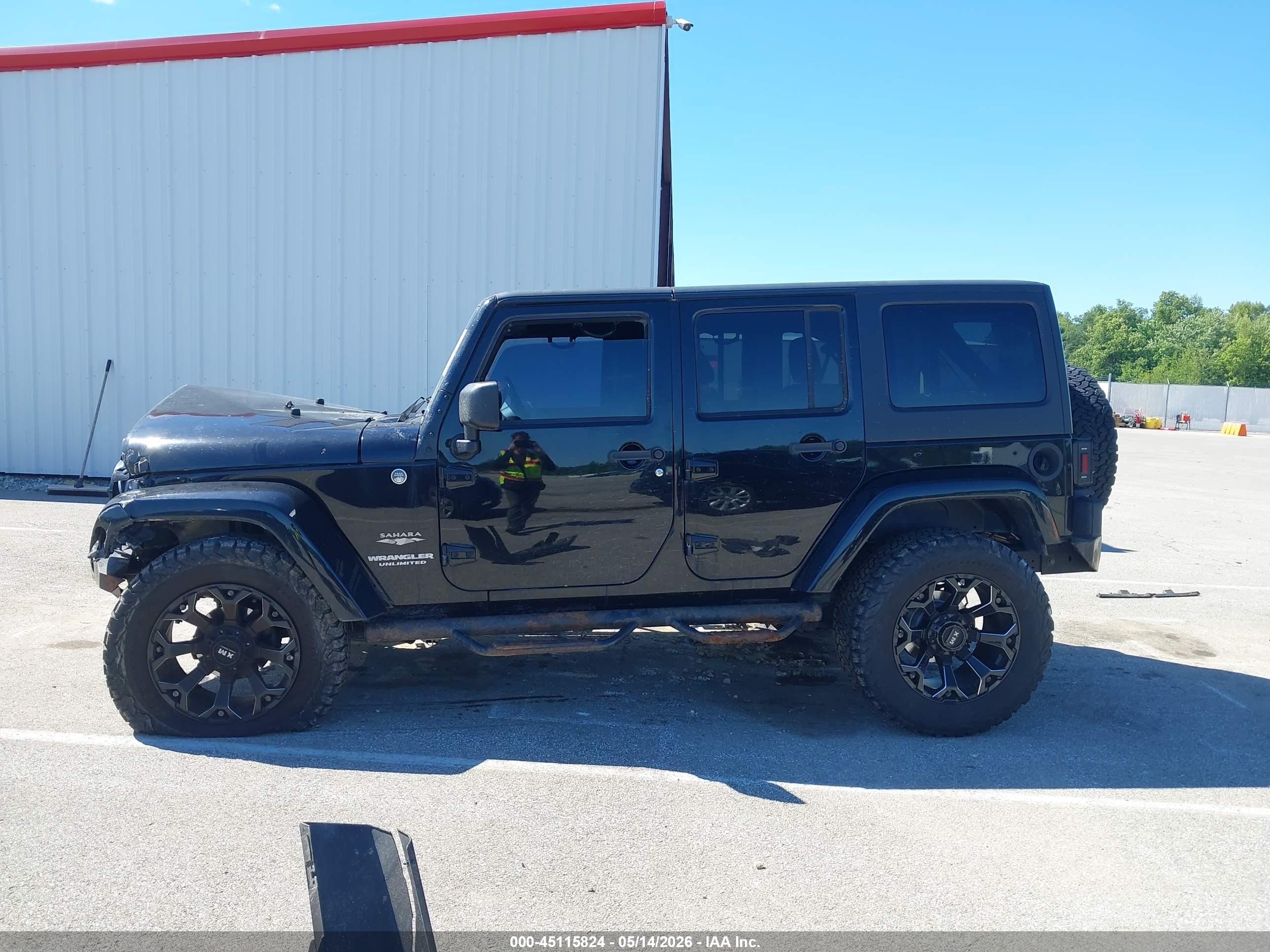 2012 Jeep Wrangler Unlimited Sahara Черный vin: 1C4BJWEG3CL185064