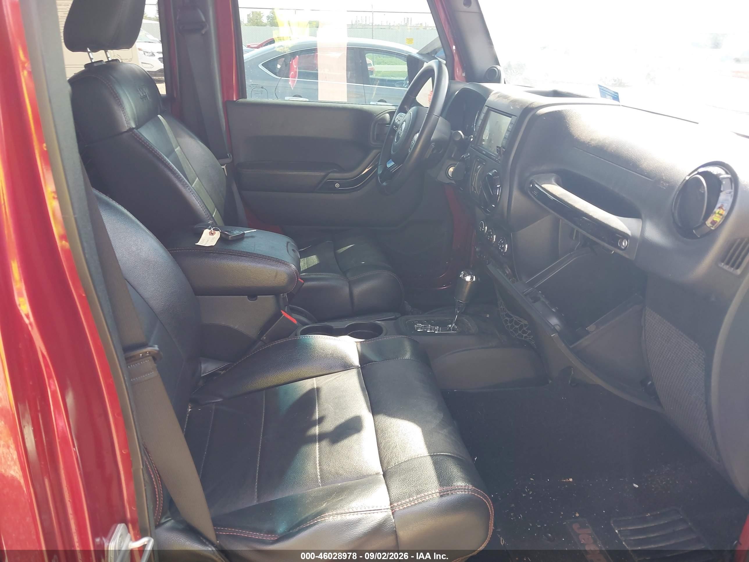 2012 Jeep Wrangler Unlimited Sahara Red vin: 1C4BJWEG3CL250642