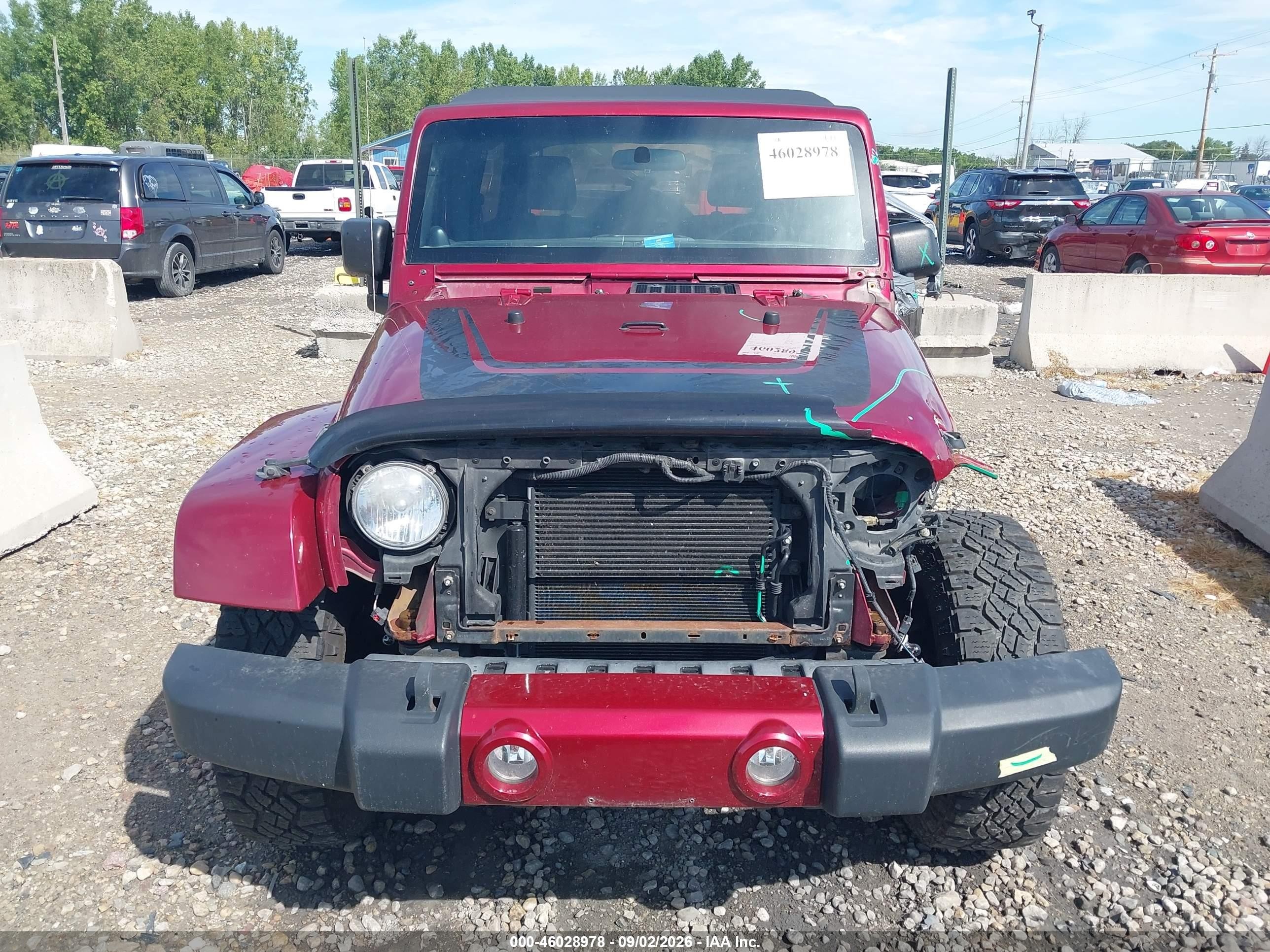 2012 Jeep Wrangler Unlimited Sahara Red vin: 1C4BJWEG3CL250642