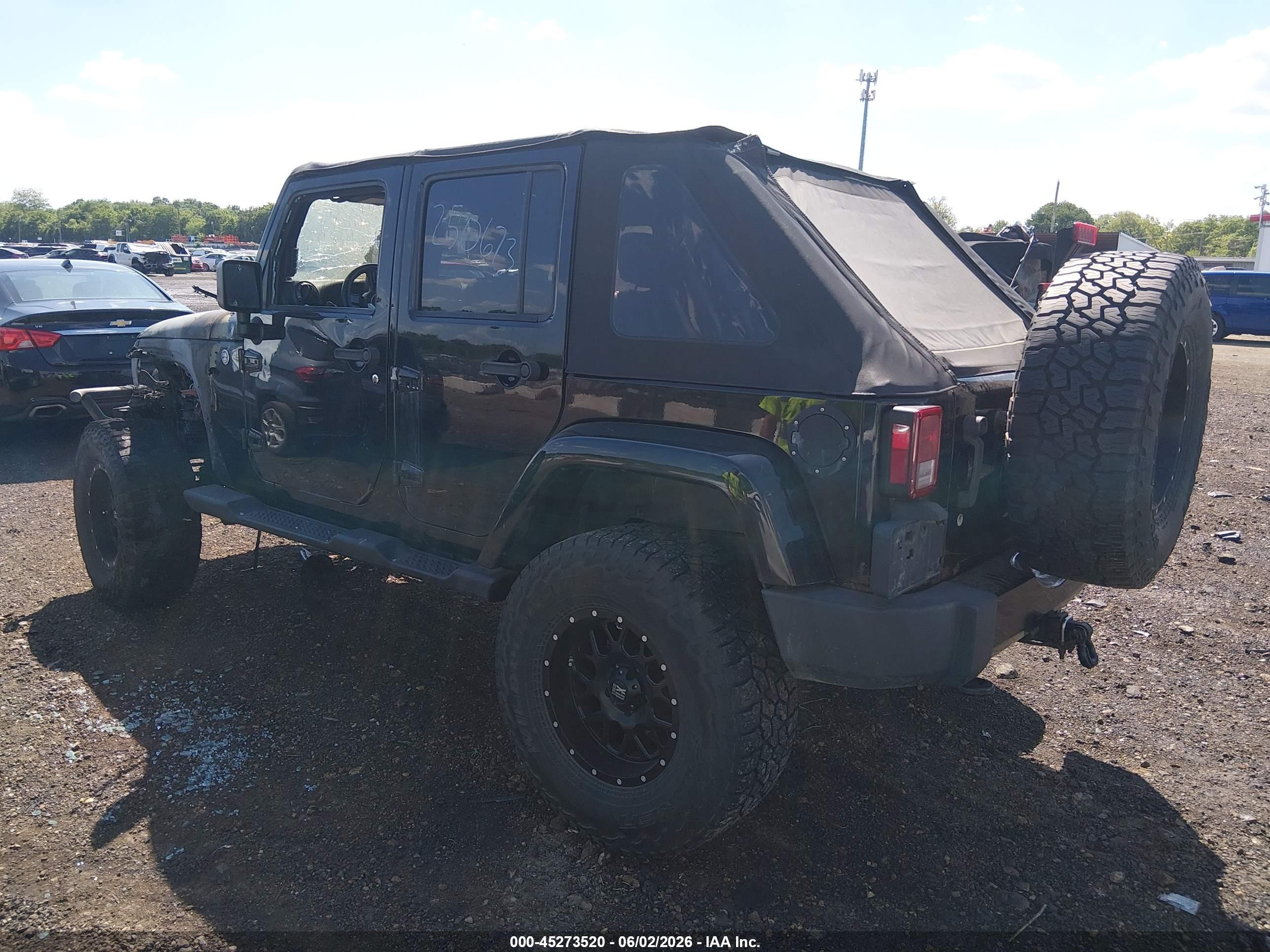 2012 Jeep Wrangler Unlimited Sahara Black vin: 1C4BJWEG3CL250673