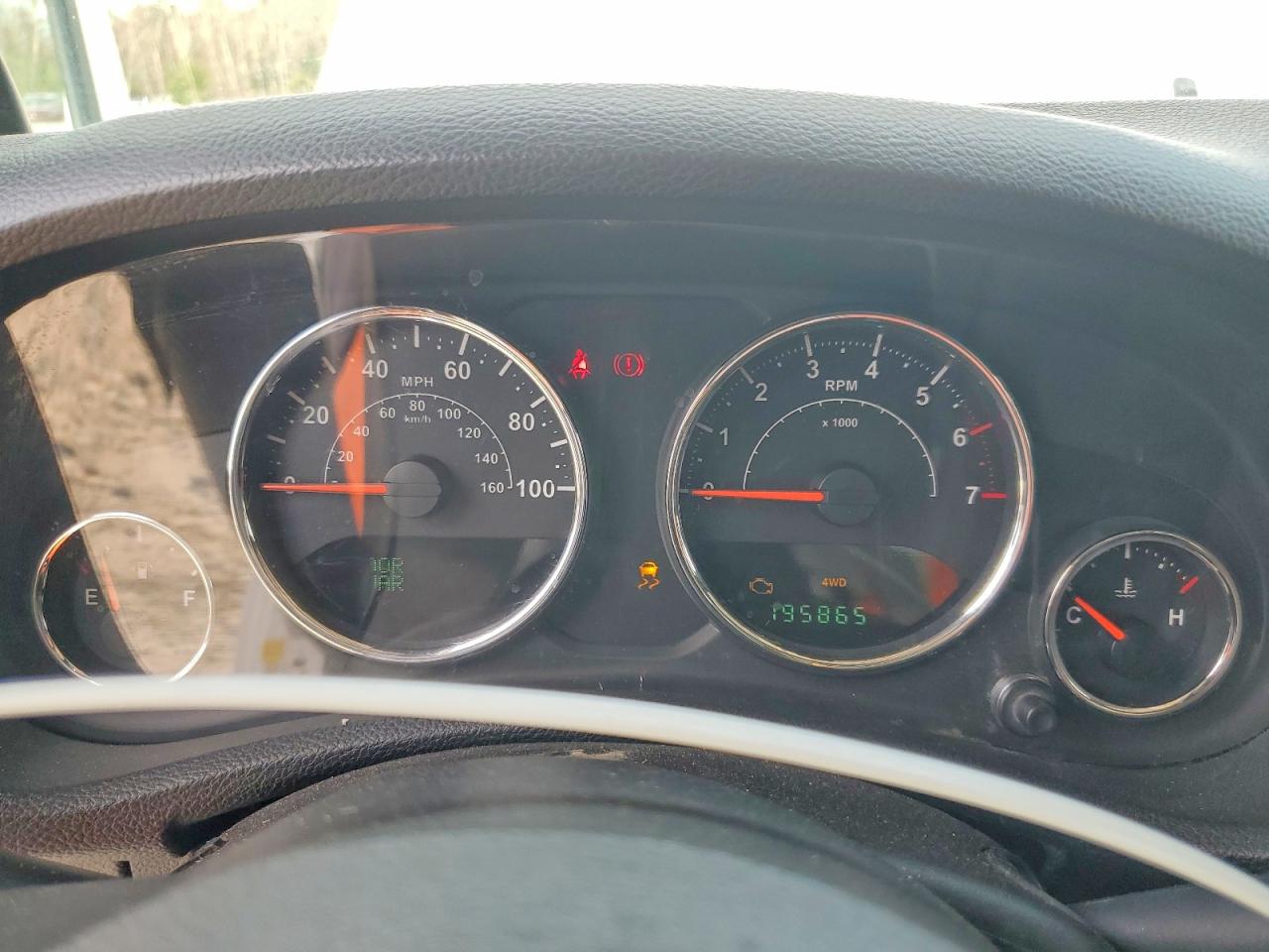2012 Jeep Wrangler Unlimited Sahara Белый vin: 1C4BJWEG3CL277680