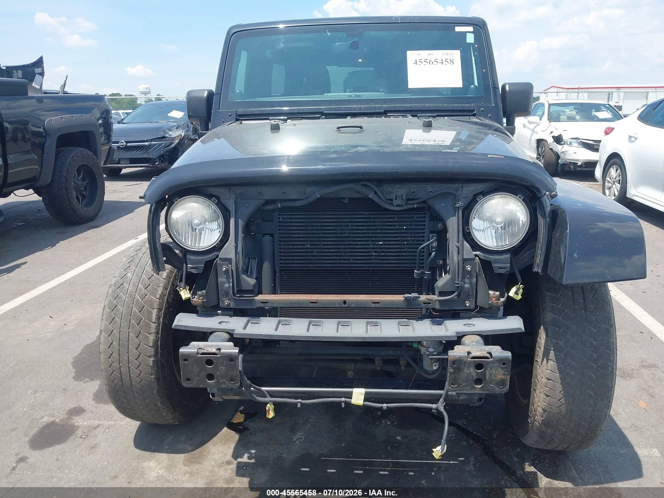 2014 Jeep Wrangler Unlimited Sahara Black vin: 1C4BJWEG3EL117804