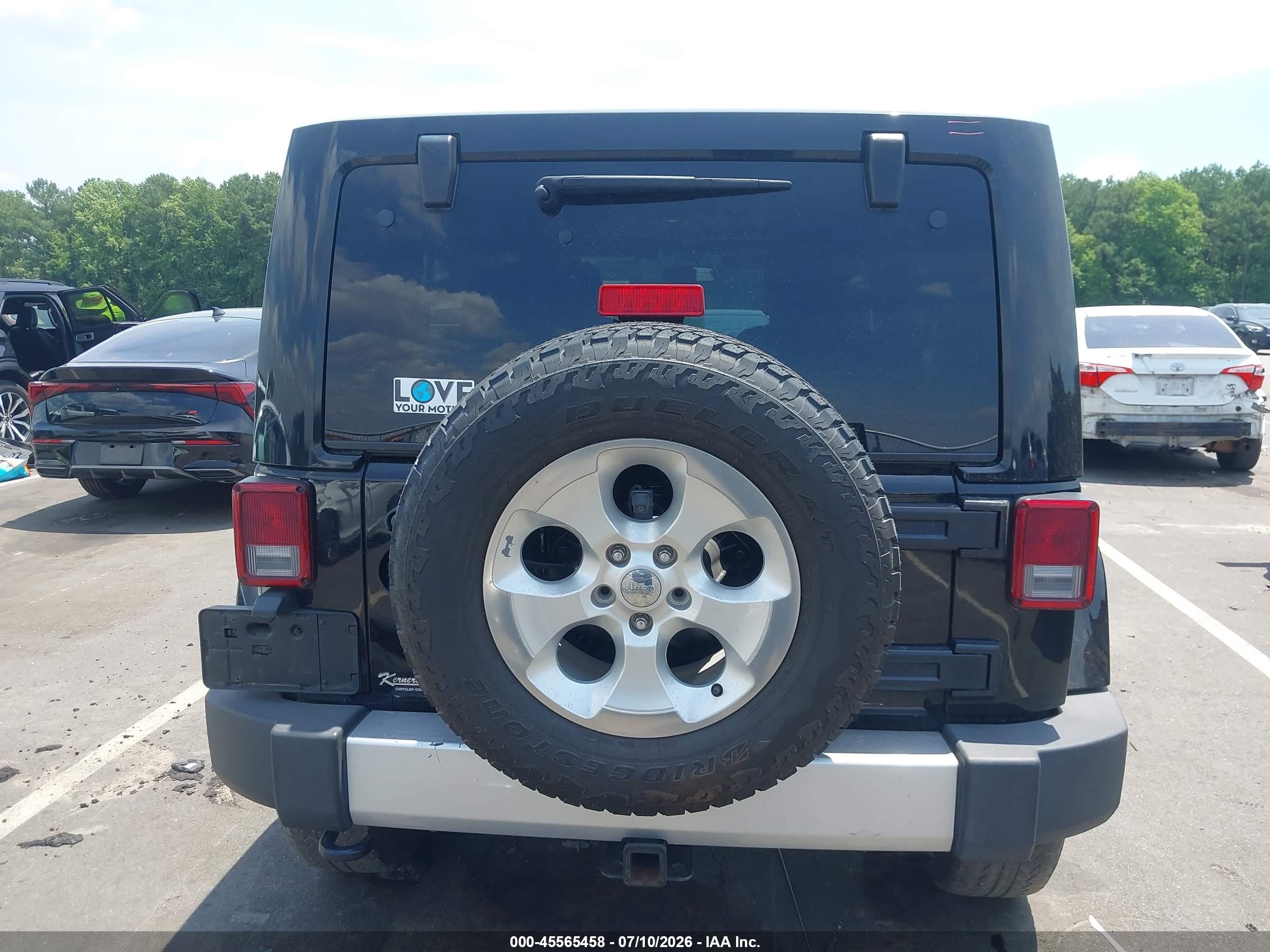 2014 Jeep Wrangler Unlimited Sahara Black vin: 1C4BJWEG3EL117804