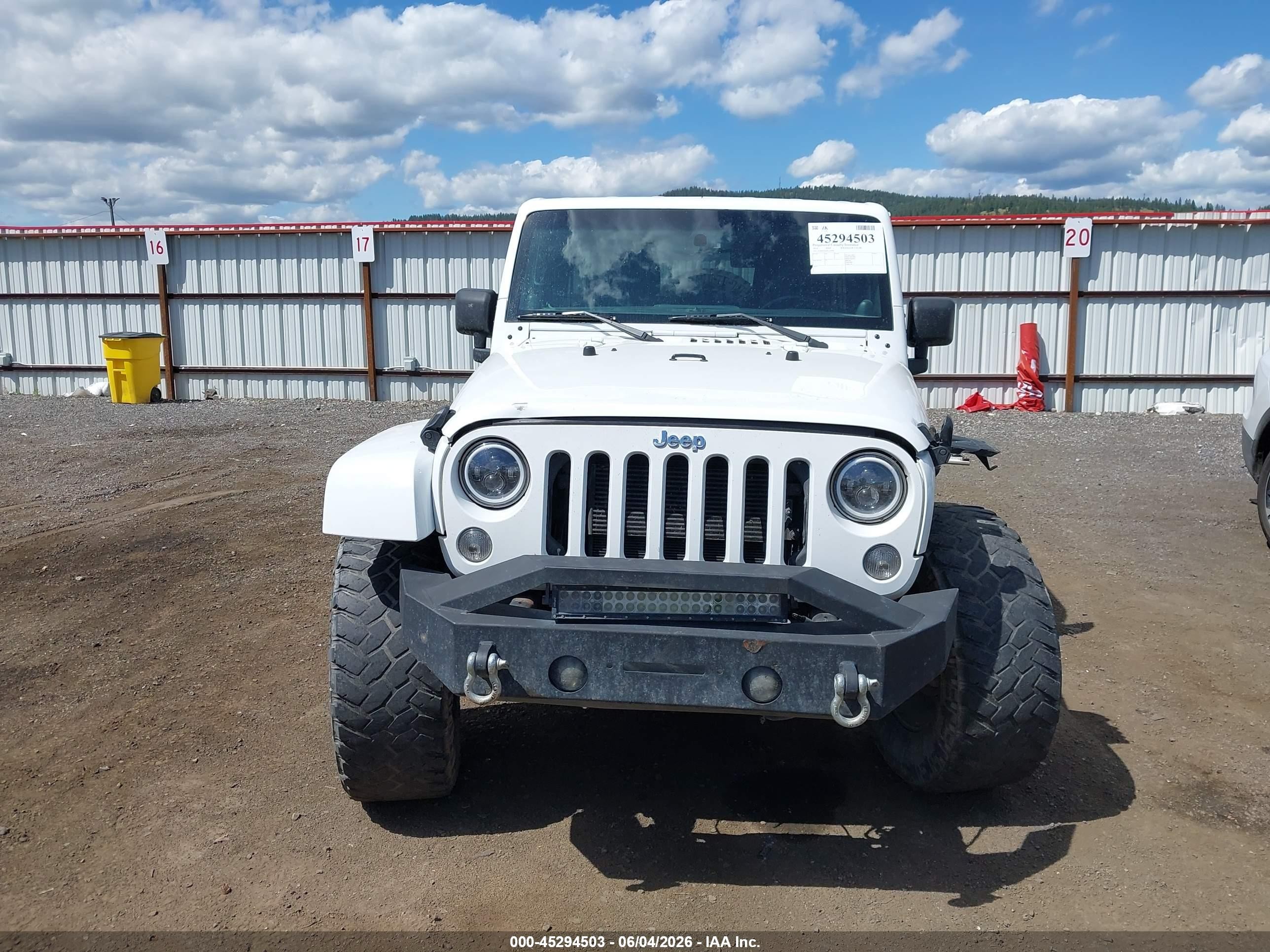 2014 Jeep Wrangler Unlimited Sahara Белый vin: 1C4BJWEG3EL122078