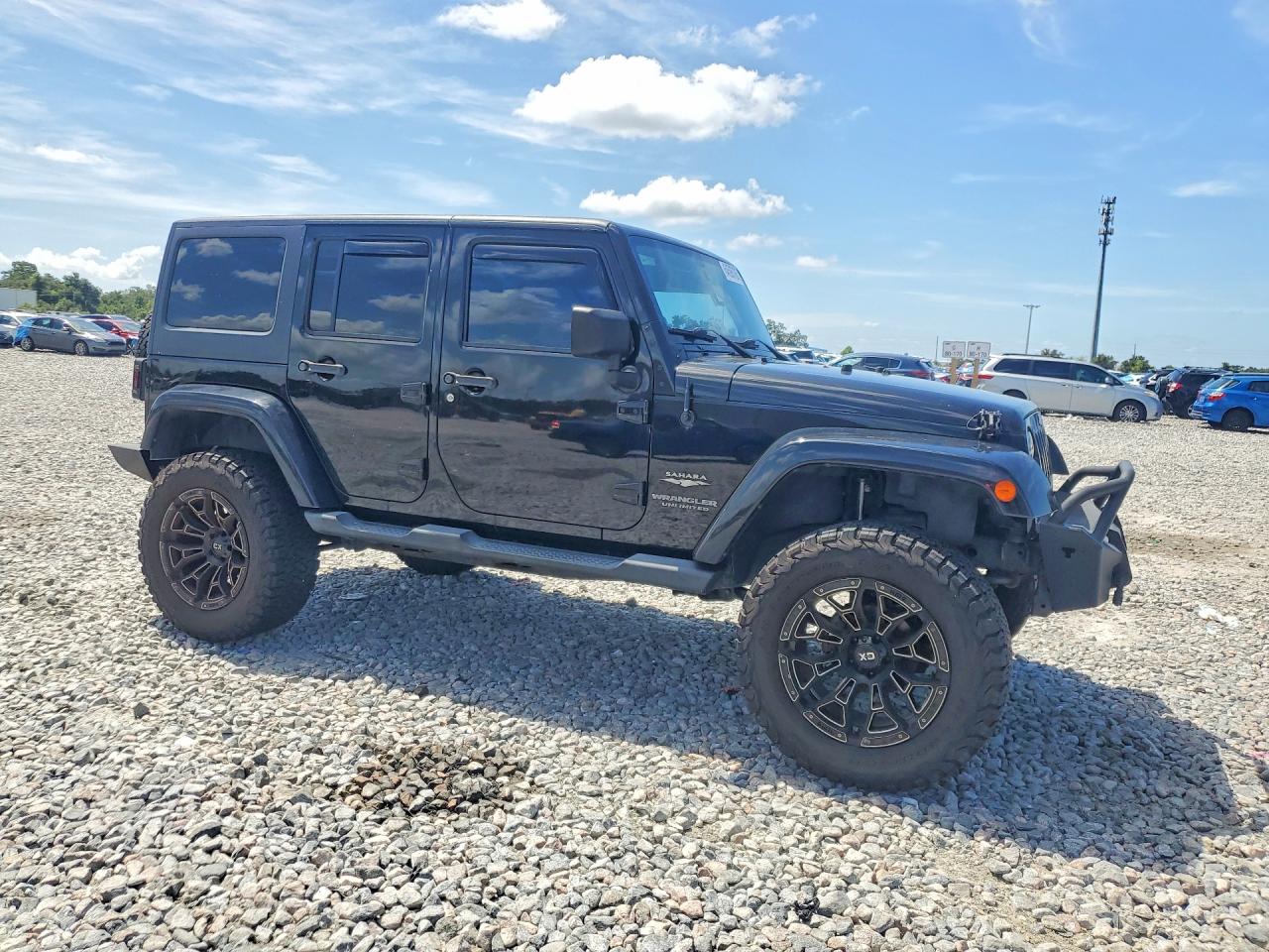 2014 Jeep Wrangler Unlimited Sahara Black vin: 1C4BJWEG3EL129094